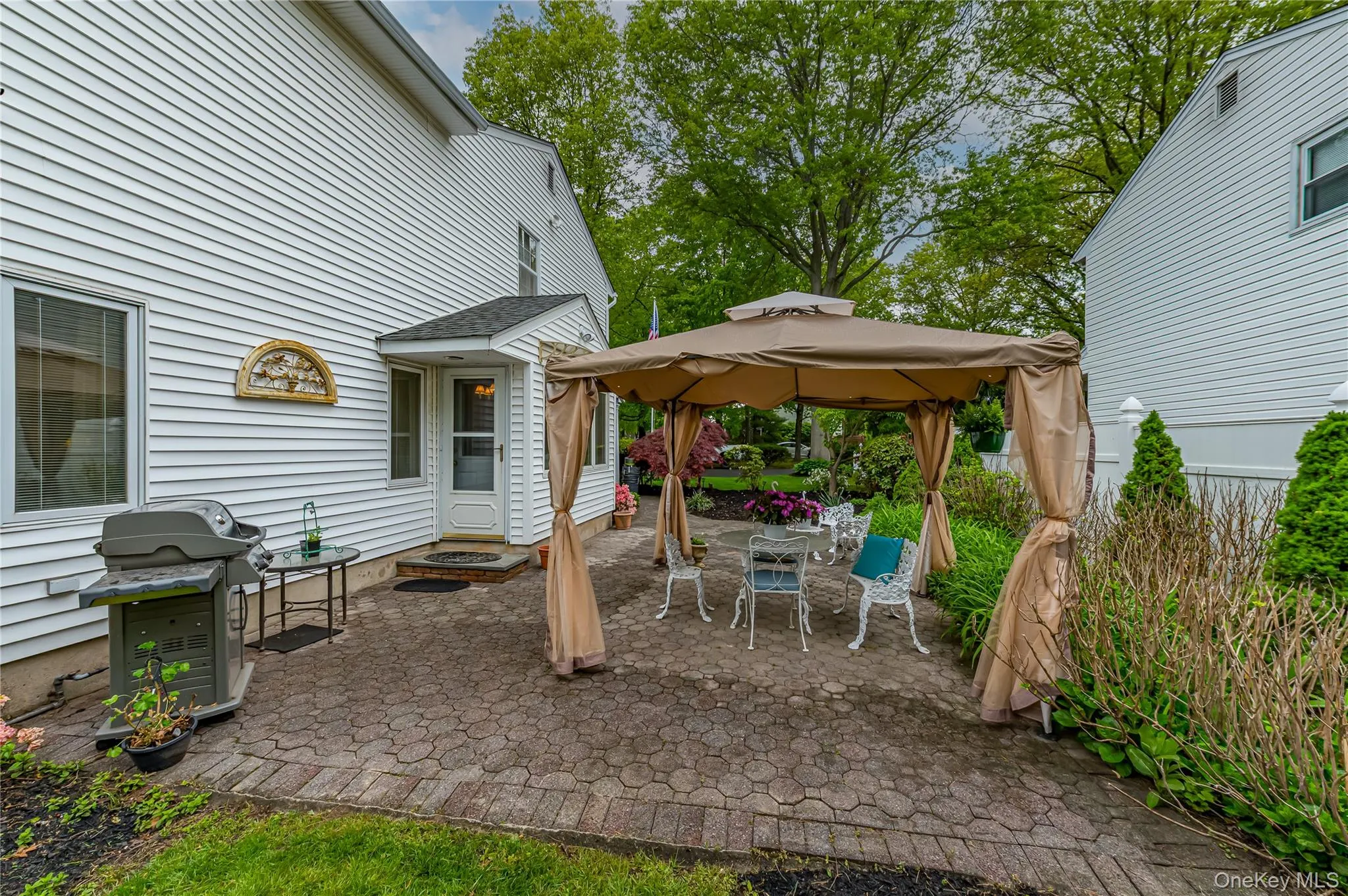 32 Dressler Road, Huntington, NY, 5 Bedrooms Bedrooms, 8 Rooms Rooms,3 BathroomsBathrooms,Residential,For Rent,Dressler,0,999945 32 Dressler Road, Huntington, NY, 5 Bedrooms Bedrooms, 8 Rooms Rooms,3 BathroomsBathrooms,Residential,For Rent,Dressler,0,999945