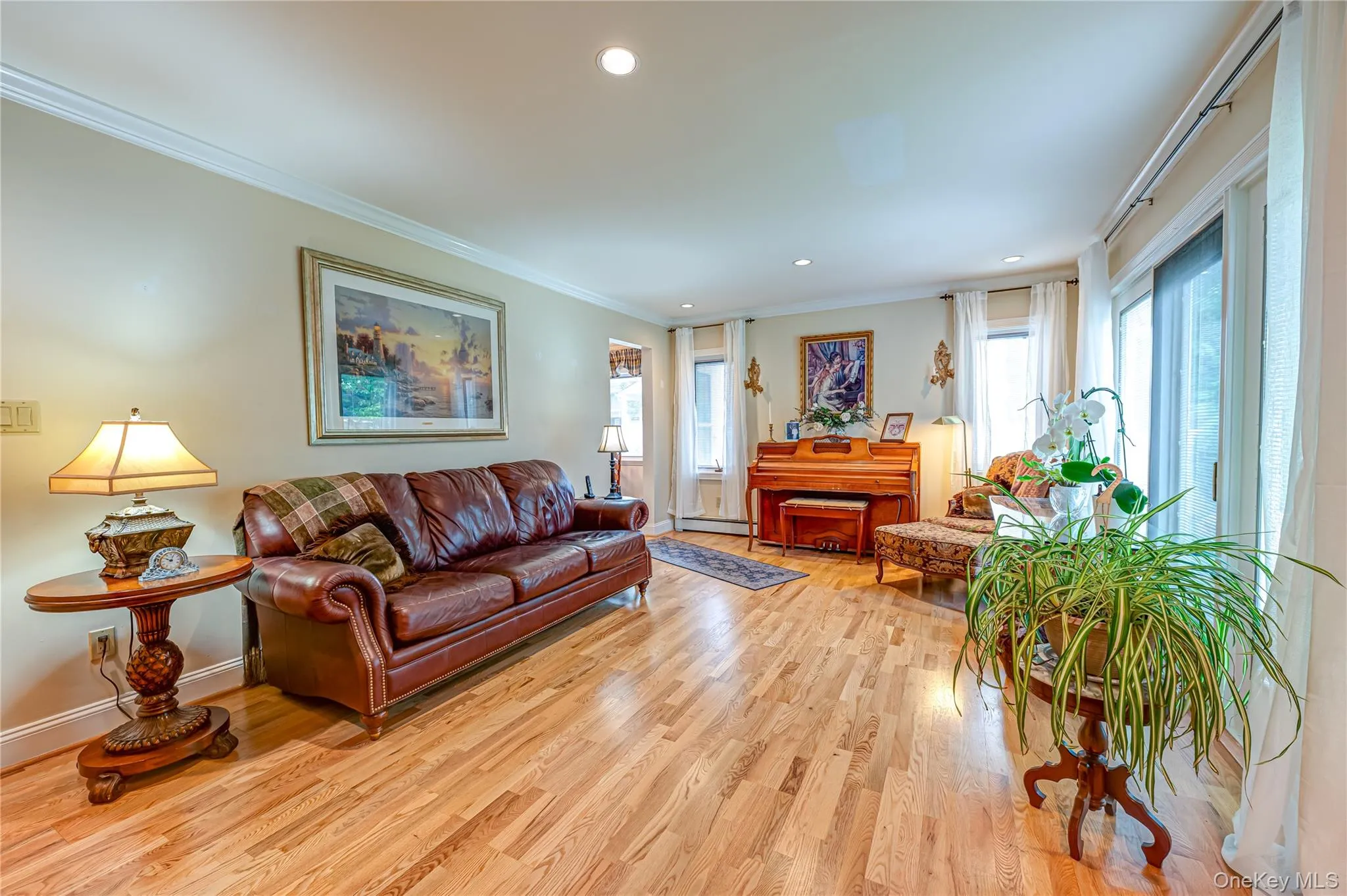 32 Dressler Road, Huntington, NY, 5 Bedrooms Bedrooms, 8 Rooms Rooms,3 BathroomsBathrooms,Residential,For Rent,Dressler,0,999945 32 Dressler Road, Huntington, NY, 5 Bedrooms Bedrooms, 8 Rooms Rooms,3 BathroomsBathrooms,Residential,For Rent,Dressler,0,999945
