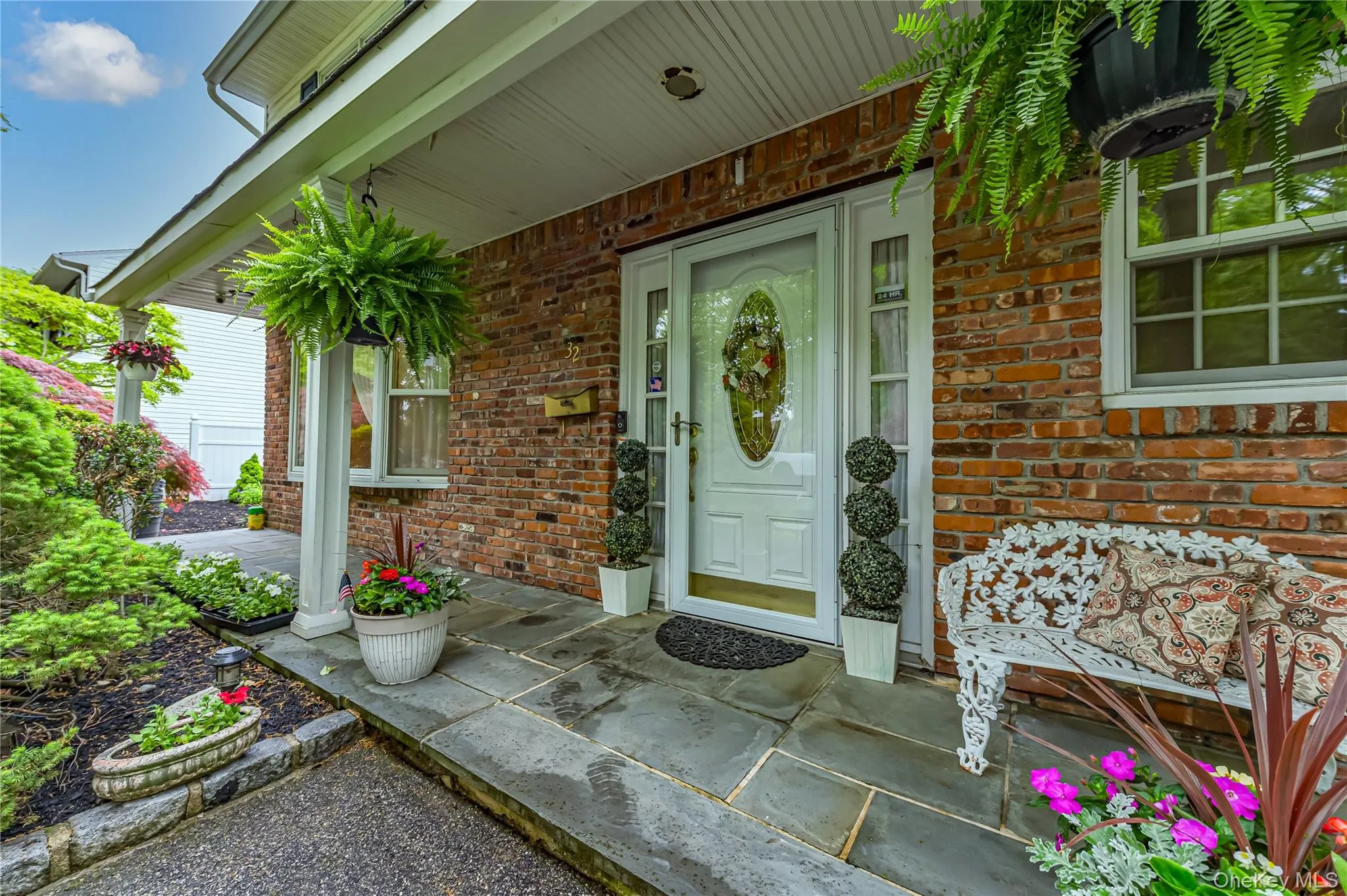32 Dressler Road, Huntington, NY, 5 Bedrooms Bedrooms, 8 Rooms Rooms,3 BathroomsBathrooms,Residential,For Rent,Dressler,0,999945 32 Dressler Road, Huntington, NY, 5 Bedrooms Bedrooms, 8 Rooms Rooms,3 BathroomsBathrooms,Residential,For Rent,Dressler,0,999945