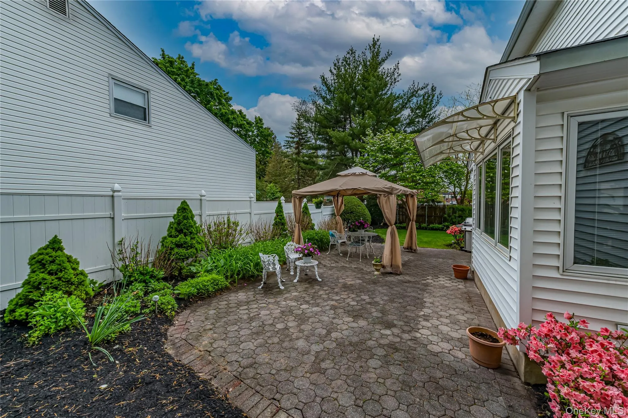 32 Dressler Road, Huntington, NY, 5 Bedrooms Bedrooms, 8 Rooms Rooms,3 BathroomsBathrooms,Residential,For Rent,Dressler,0,999945 32 Dressler Road, Huntington, NY, 5 Bedrooms Bedrooms, 8 Rooms Rooms,3 BathroomsBathrooms,Residential,For Rent,Dressler,0,999945