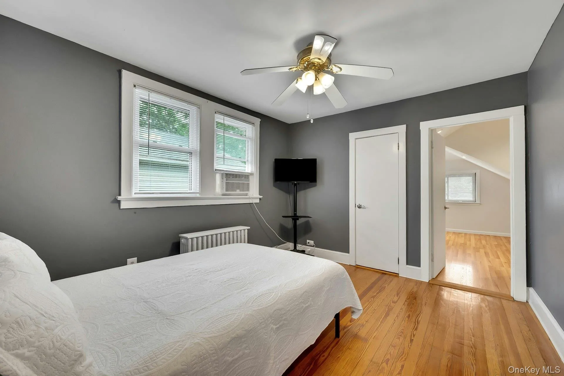 2nd bedroom 2nd bedroom