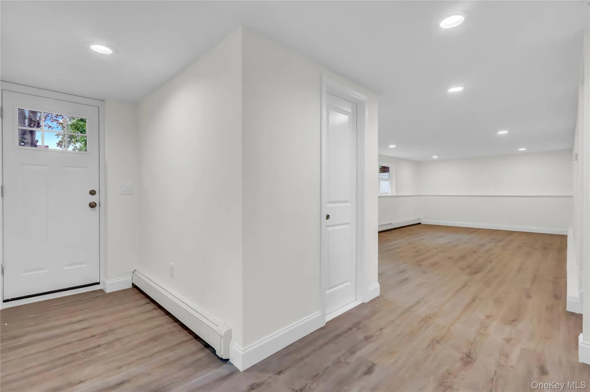 15 Glenwood Lane, Huntington, NY, 3 Bedrooms Bedrooms, 6 Rooms Rooms,2 BathroomsBathrooms,Residential,For Rent,Glenwood,0,999958 15 Glenwood Lane, Huntington, NY, 3 Bedrooms Bedrooms, 6 Rooms Rooms,2 BathroomsBathrooms,Residential,For Rent,Glenwood,0,999958