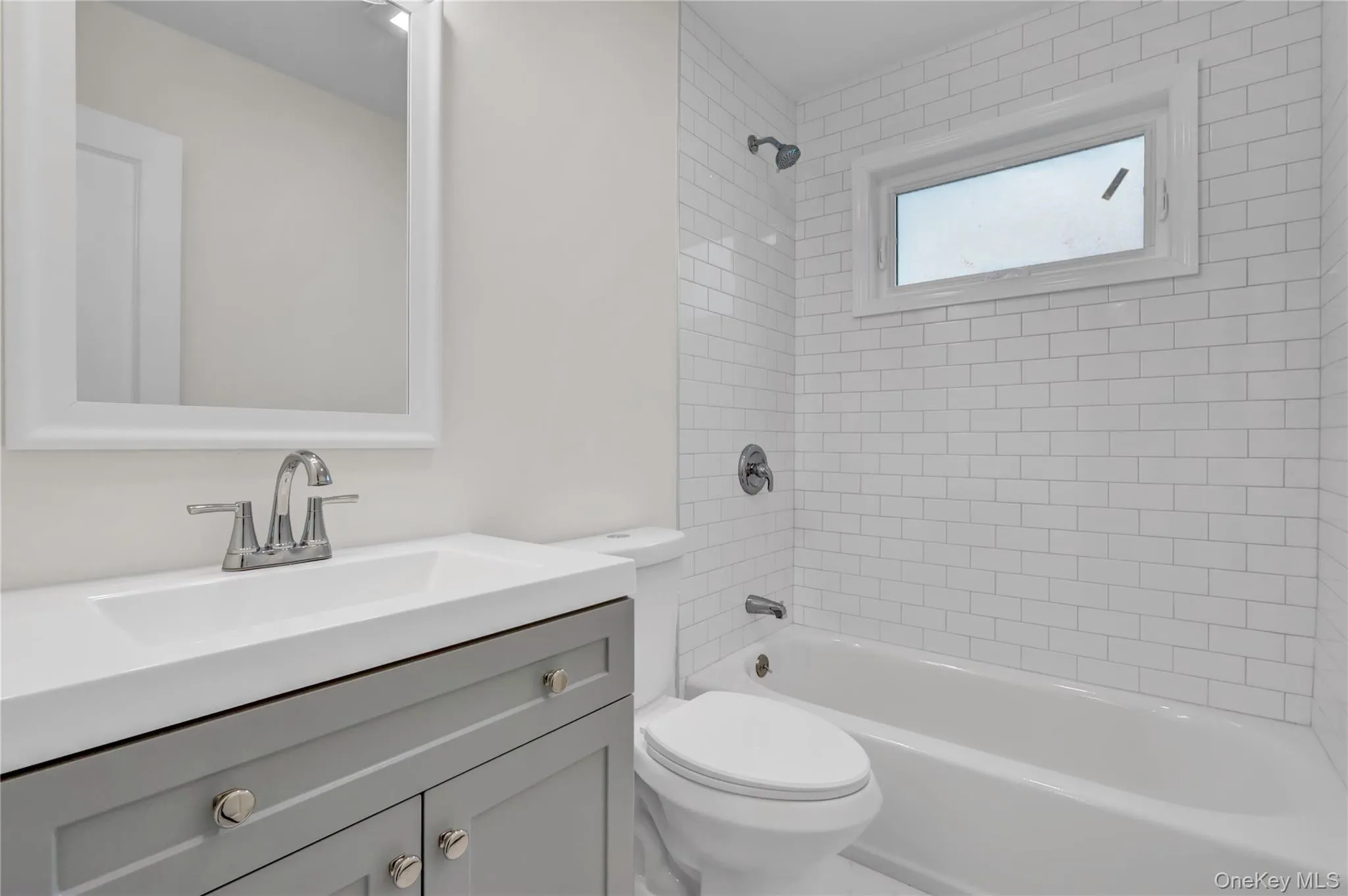 15 Glenwood Lane, Huntington, NY, 3 Bedrooms Bedrooms, 6 Rooms Rooms,2 BathroomsBathrooms,Residential,For Rent,Glenwood,0,999958 15 Glenwood Lane, Huntington, NY, 3 Bedrooms Bedrooms, 6 Rooms Rooms,2 BathroomsBathrooms,Residential,For Rent,Glenwood,0,999958