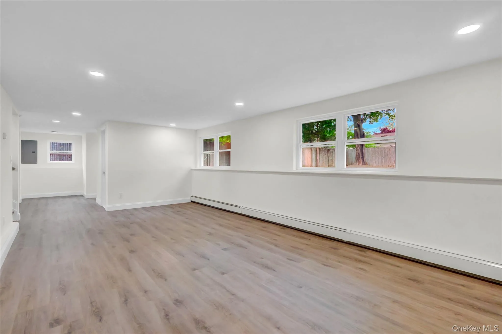 15 Glenwood Lane, Huntington, NY, 3 Bedrooms Bedrooms, 6 Rooms Rooms,2 BathroomsBathrooms,Residential,For Rent,Glenwood,0,999958 15 Glenwood Lane, Huntington, NY, 3 Bedrooms Bedrooms, 6 Rooms Rooms,2 BathroomsBathrooms,Residential,For Rent,Glenwood,0,999958