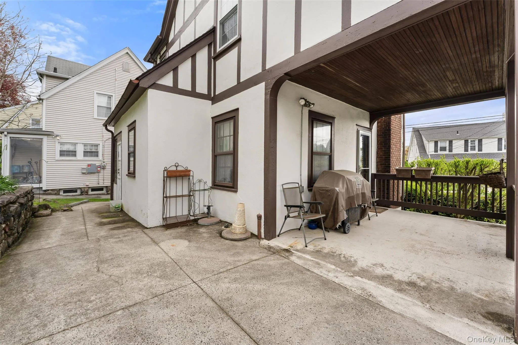 31 Lynton Place, White Plains, NY, 3 Bedrooms Bedrooms, 9 Rooms Rooms,1 BathroomBathrooms,Residential,For Rent,Lynton,0,999963 31 Lynton Place, White Plains, NY, 3 Bedrooms Bedrooms, 9 Rooms Rooms,1 BathroomBathrooms,Residential,For Rent,Lynton,0,999963