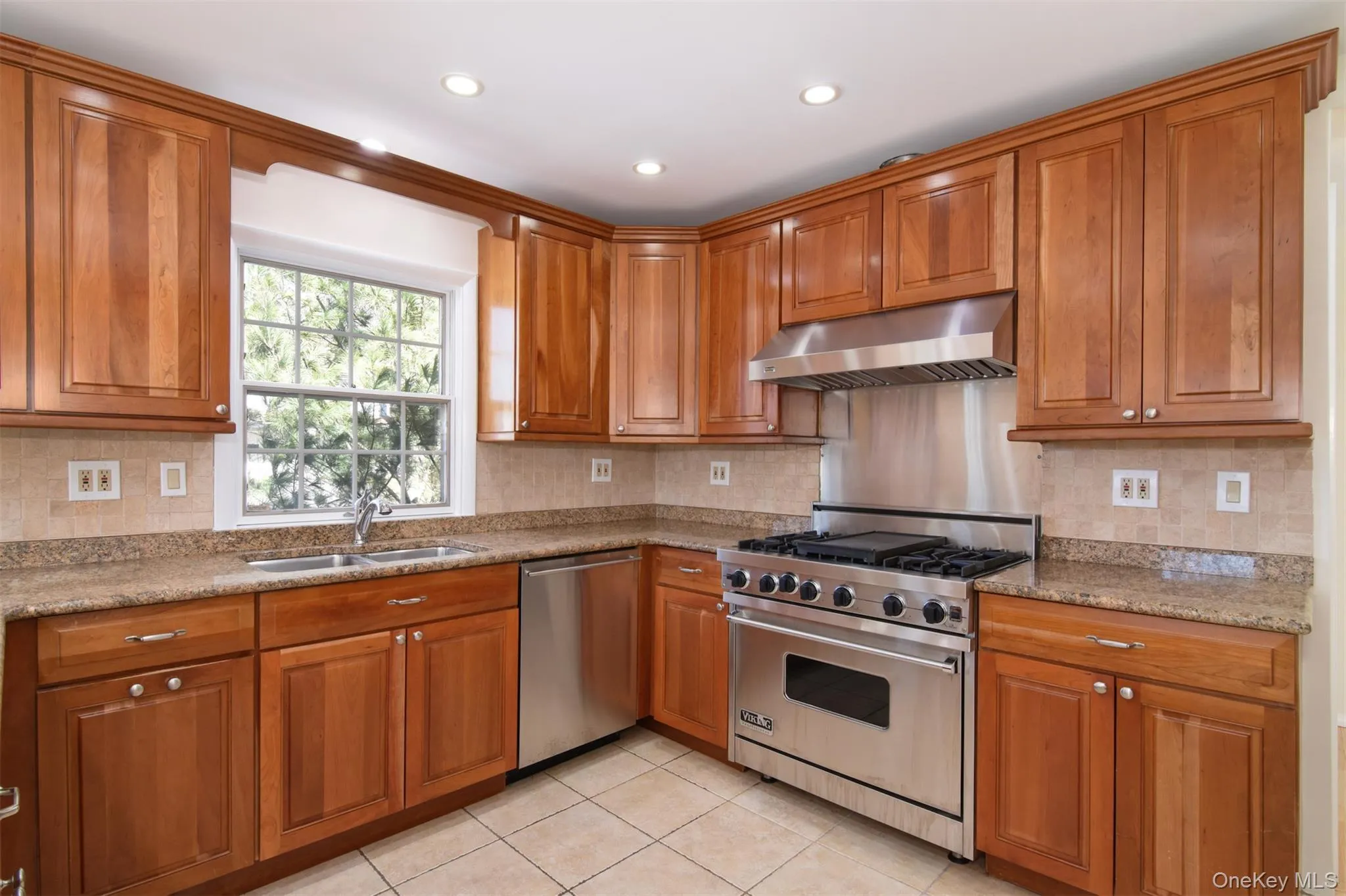 45 Myrtle Avenue, Greenburgh, NY, 6 Bedrooms Bedrooms, 11 Rooms Rooms,4 BathroomsBathrooms,Residential,For Rent,Myrtle,0,999964 45 Myrtle Avenue, Greenburgh, NY, 6 Bedrooms Bedrooms, 11 Rooms Rooms,4 BathroomsBathrooms,Residential,For Rent,Myrtle,0,999964