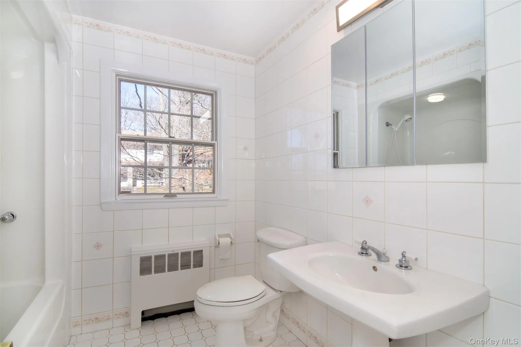45 Myrtle Avenue, Greenburgh, NY, 6 Bedrooms Bedrooms, 11 Rooms Rooms,4 BathroomsBathrooms,Residential,For Rent,Myrtle,0,999964 45 Myrtle Avenue, Greenburgh, NY, 6 Bedrooms Bedrooms, 11 Rooms Rooms,4 BathroomsBathrooms,Residential,For Rent,Myrtle,0,999964