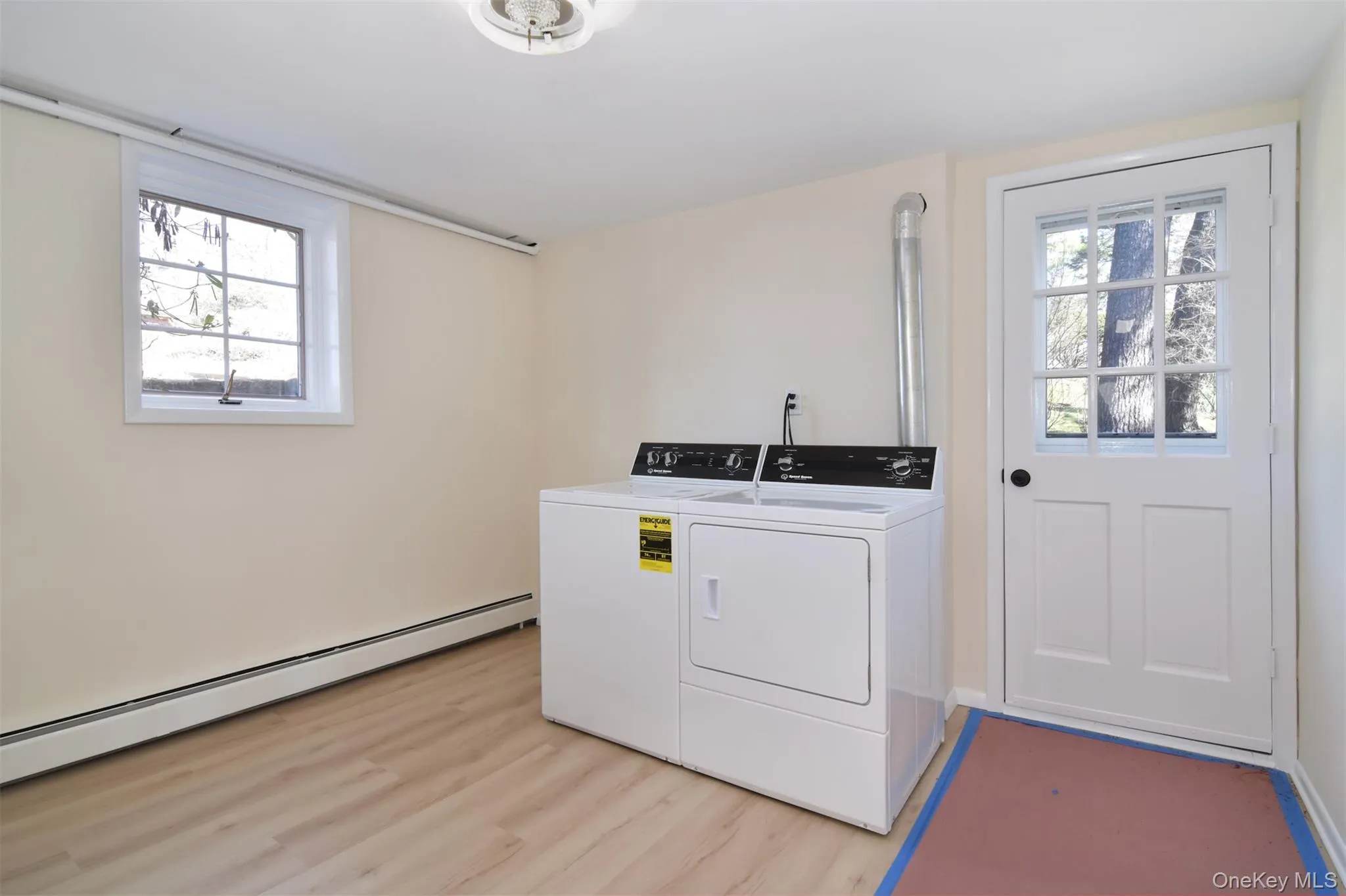 45 Myrtle Avenue, Greenburgh, NY, 6 Bedrooms Bedrooms, 11 Rooms Rooms,4 BathroomsBathrooms,Residential,For Rent,Myrtle,0,999964 45 Myrtle Avenue, Greenburgh, NY, 6 Bedrooms Bedrooms, 11 Rooms Rooms,4 BathroomsBathrooms,Residential,For Rent,Myrtle,0,999964