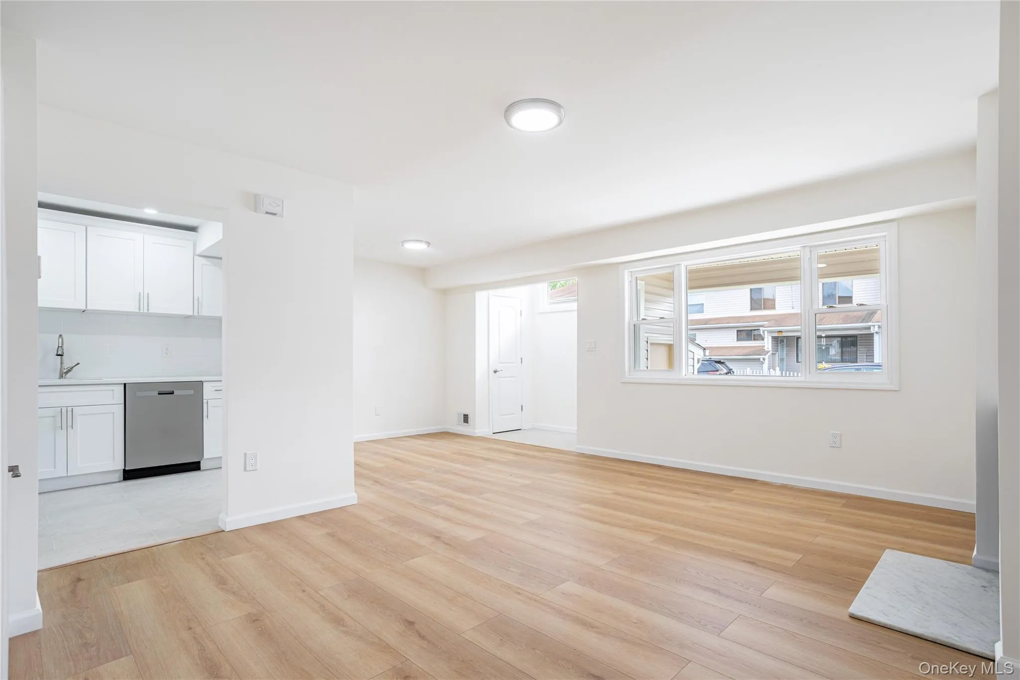 33 Marc Street, New York, NY, 2 Bedrooms Bedrooms, 5 Rooms Rooms,1 BathroomBathrooms,Residential,For Rent,Marc,0,999969 33 Marc Street, New York, NY, 2 Bedrooms Bedrooms, 5 Rooms Rooms,1 BathroomBathrooms,Residential,For Rent,Marc,0,999969