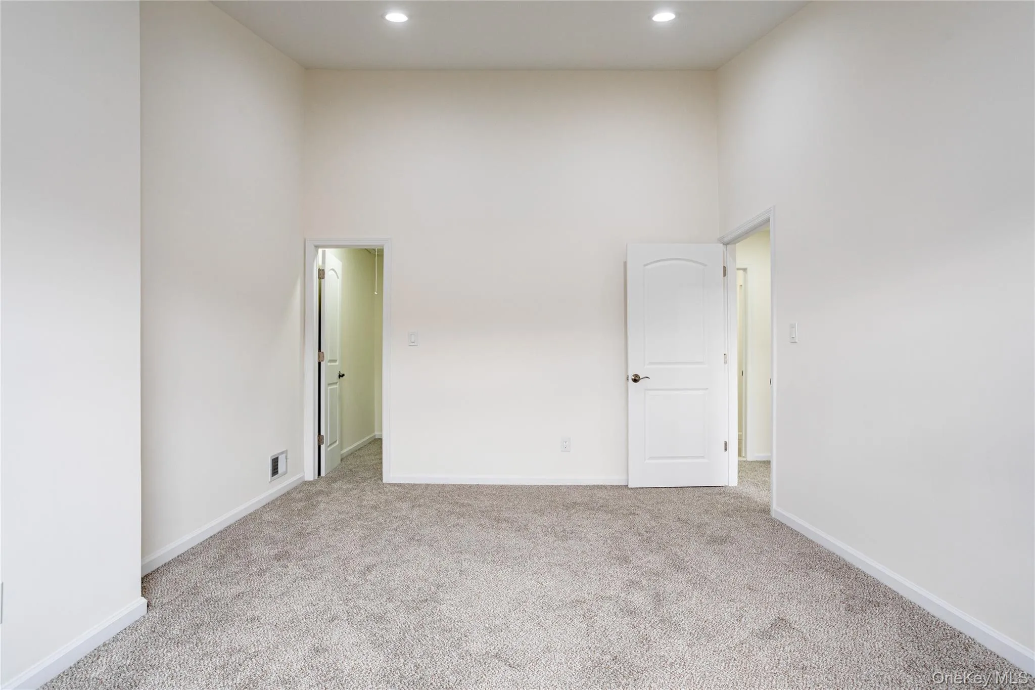 33 Marc Street, New York, NY, 2 Bedrooms Bedrooms, 5 Rooms Rooms,1 BathroomBathrooms,Residential,For Rent,Marc,0,999969 33 Marc Street, New York, NY, 2 Bedrooms Bedrooms, 5 Rooms Rooms,1 BathroomBathrooms,Residential,For Rent,Marc,0,999969