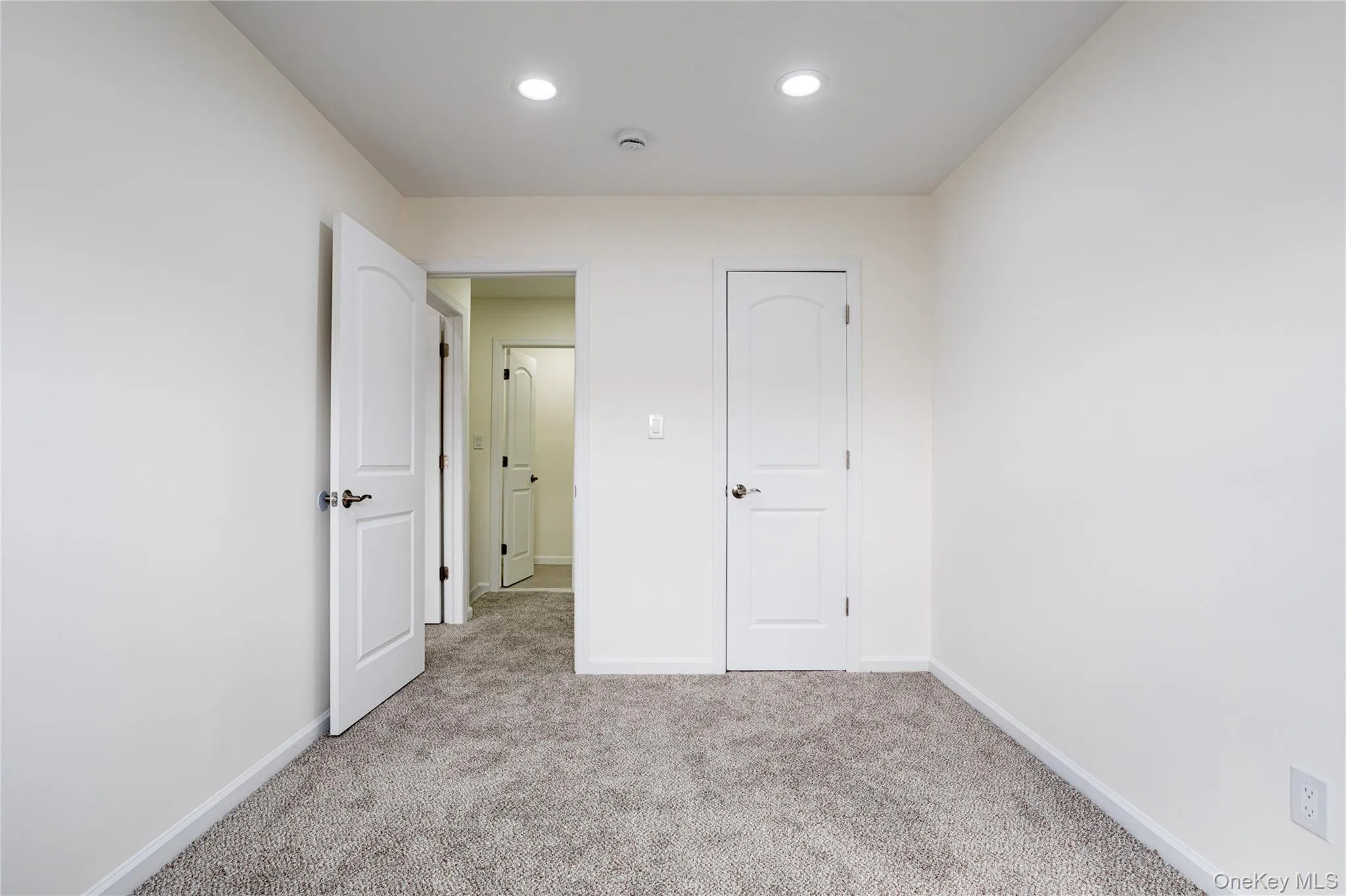 33 Marc Street, New York, NY, 2 Bedrooms Bedrooms, 5 Rooms Rooms,1 BathroomBathrooms,Residential,For Rent,Marc,0,999969 33 Marc Street, New York, NY, 2 Bedrooms Bedrooms, 5 Rooms Rooms,1 BathroomBathrooms,Residential,For Rent,Marc,0,999969