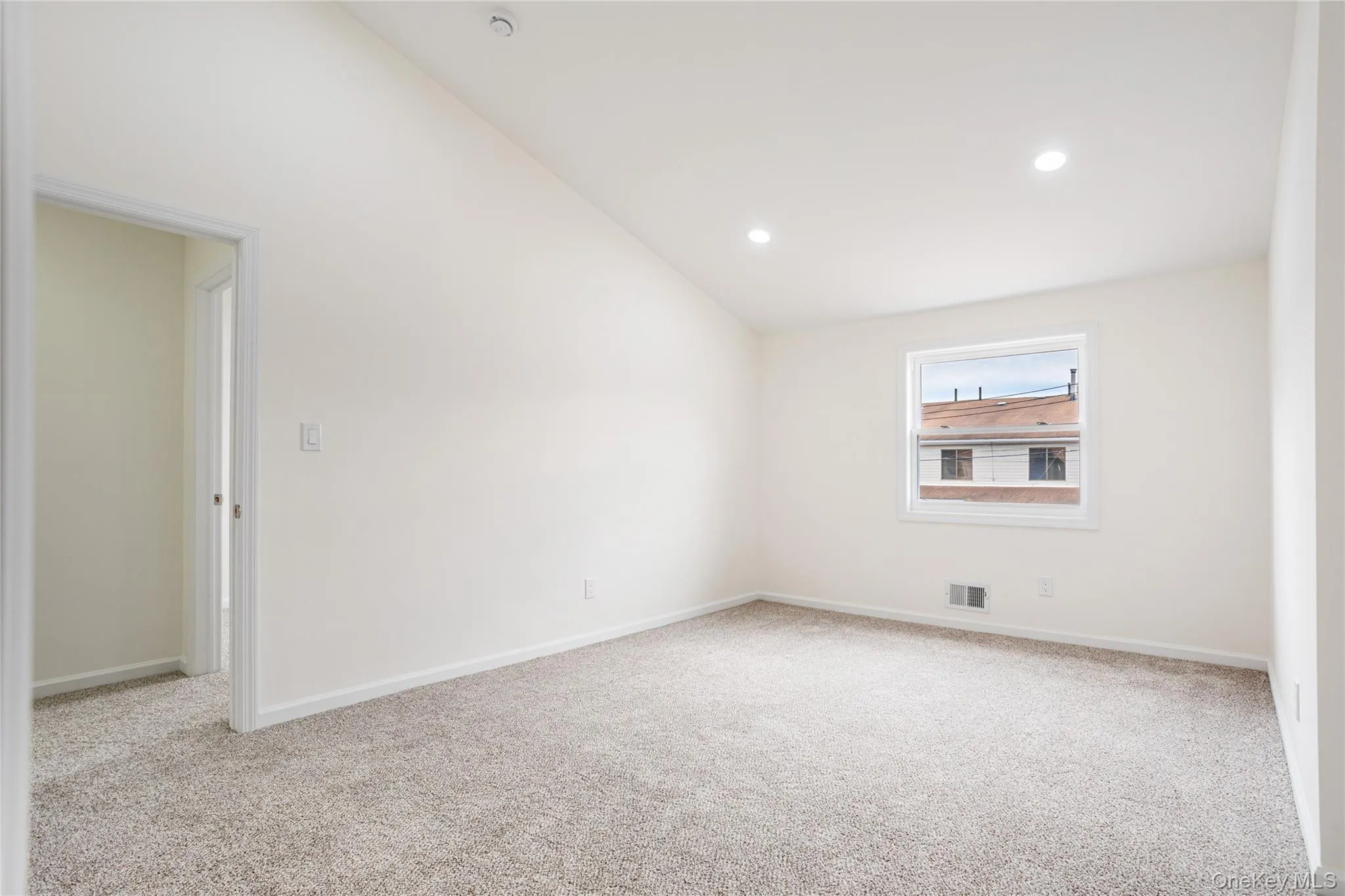 33 Marc Street, New York, NY, 2 Bedrooms Bedrooms, 5 Rooms Rooms,1 BathroomBathrooms,Residential,For Rent,Marc,0,999969 33 Marc Street, New York, NY, 2 Bedrooms Bedrooms, 5 Rooms Rooms,1 BathroomBathrooms,Residential,For Rent,Marc,0,999969