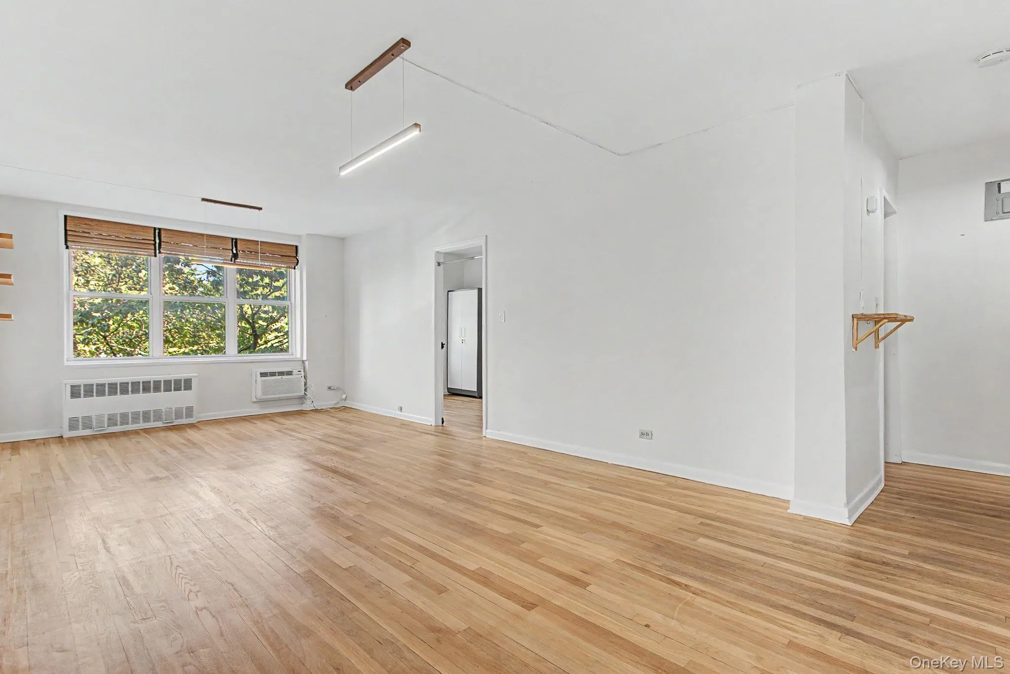 5730 Mosholu Avenue, New York, NY, 1 Bedroom Bedrooms, 4 Rooms Rooms,1 BathroomBathrooms,Residential Lease,For Rent,Mosholu,0,999971 5730 Mosholu Avenue, New York, NY, 1 Bedroom Bedrooms, 4 Rooms Rooms,1 BathroomBathrooms,Residential Lease,For Rent,Mosholu,0,999971