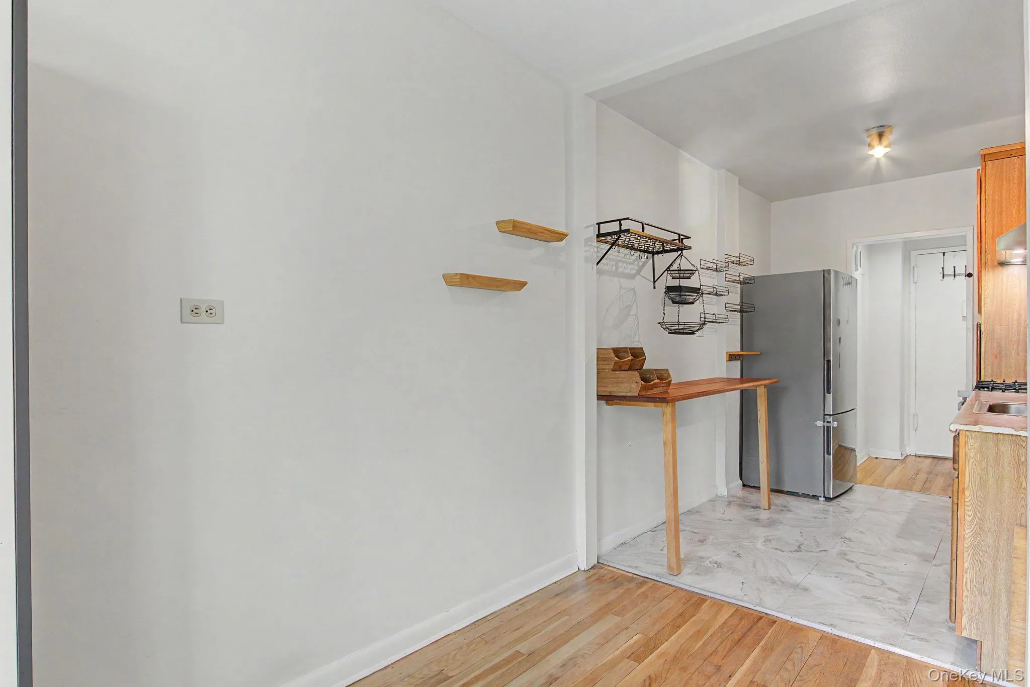 5730 Mosholu Avenue, New York, NY, 1 Bedroom Bedrooms, 4 Rooms Rooms,1 BathroomBathrooms,Residential Lease,For Rent,Mosholu,0,999971 5730 Mosholu Avenue, New York, NY, 1 Bedroom Bedrooms, 4 Rooms Rooms,1 BathroomBathrooms,Residential Lease,For Rent,Mosholu,0,999971