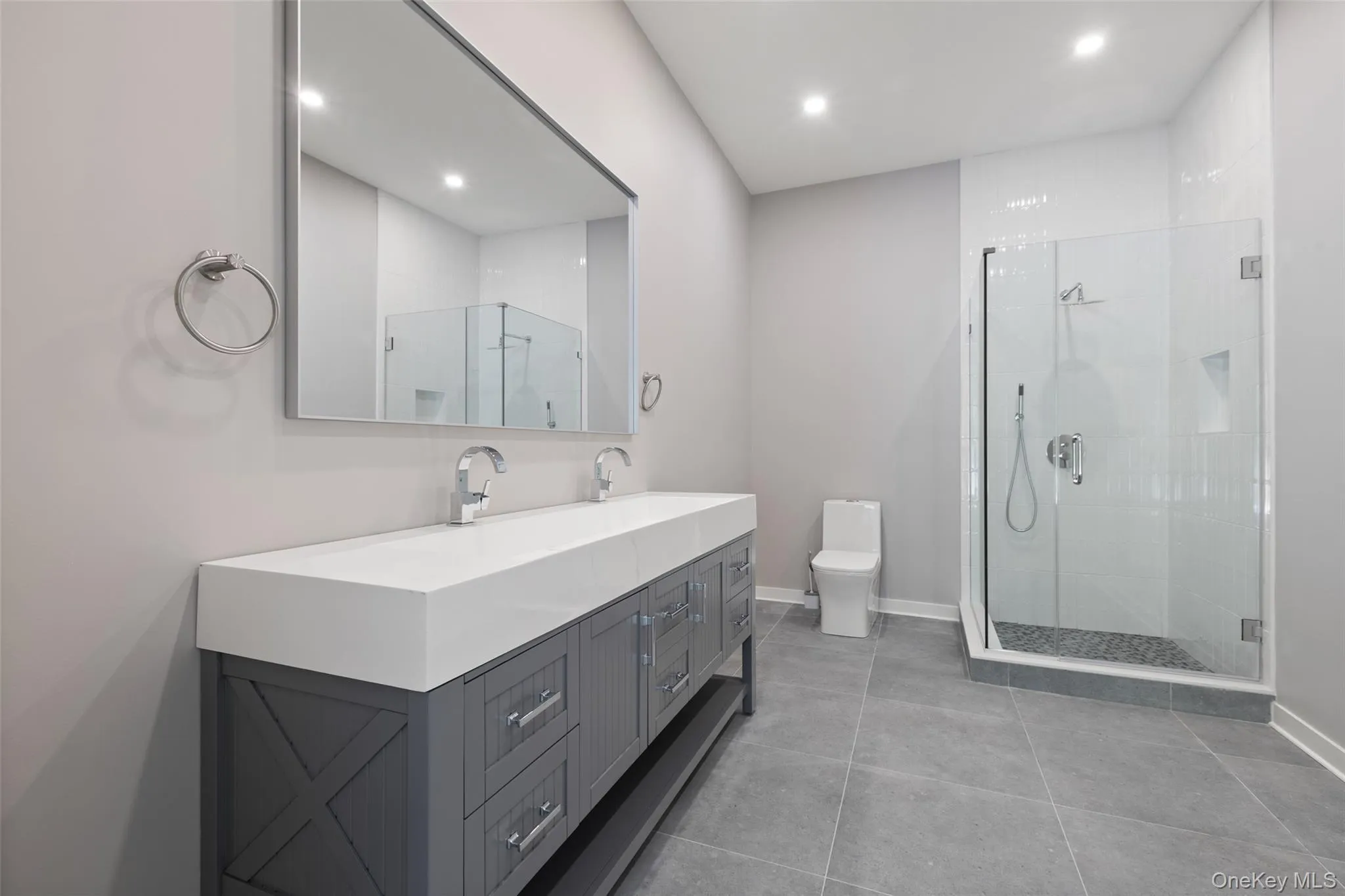 Bathroom Bathroom