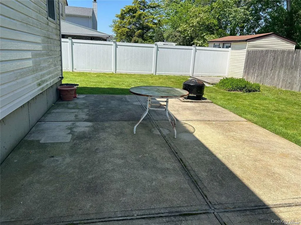 3559 Bayview St, Hempstead, NY, 3 Bedrooms Bedrooms, 6 Rooms Rooms,2 BathroomsBathrooms,Residential Lease,For Rent,Bayview St,0,999975 3559 Bayview St, Hempstead, NY, 3 Bedrooms Bedrooms, 6 Rooms Rooms,2 BathroomsBathrooms,Residential Lease,For Rent,Bayview St,0,999975