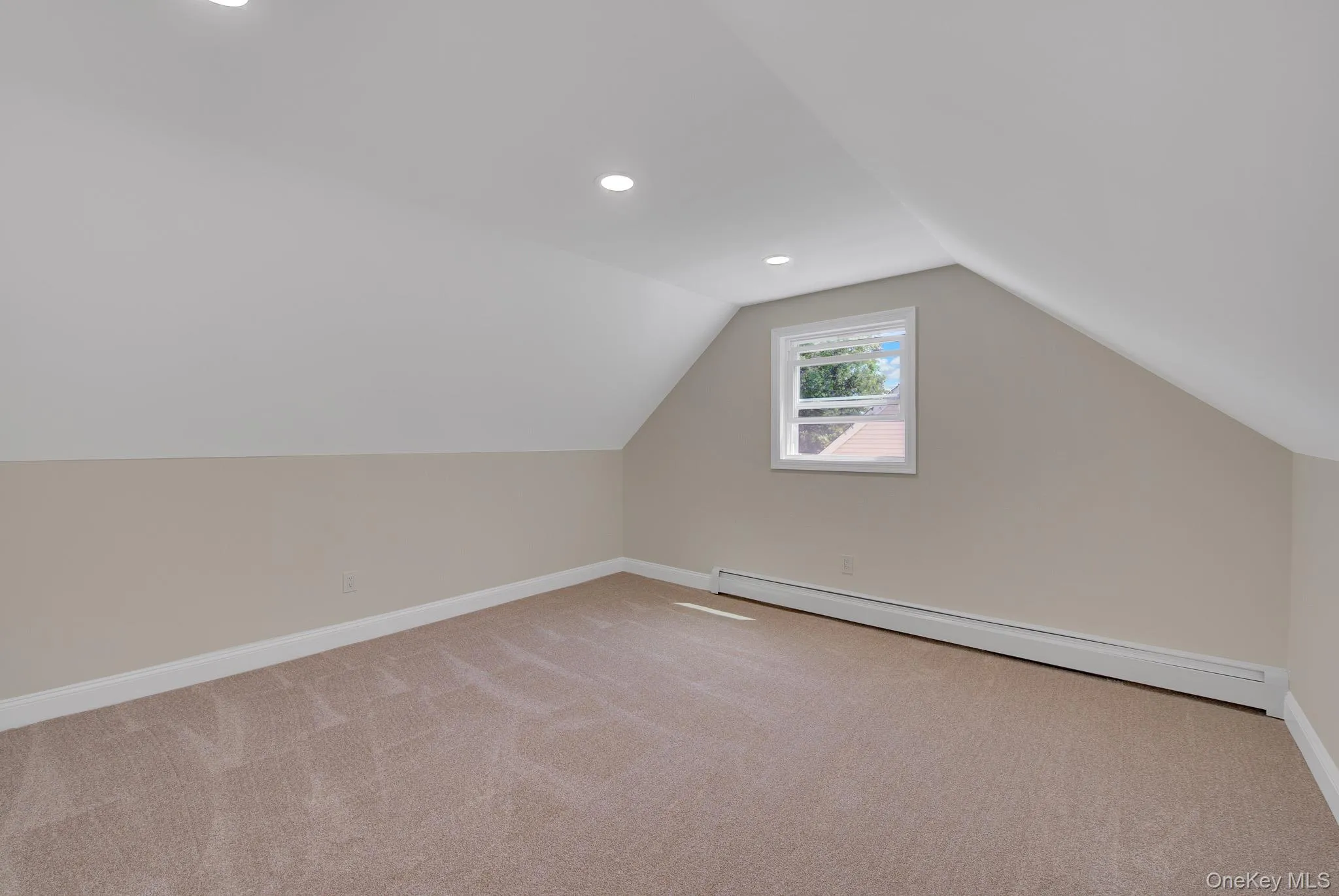11 Parkwood Road, North Hempstead, NY, 4 Bedrooms Bedrooms, 6 Rooms Rooms,2 BathroomsBathrooms,Residential,For Rent,Parkwood,0,999978 11 Parkwood Road, North Hempstead, NY, 4 Bedrooms Bedrooms, 6 Rooms Rooms,2 BathroomsBathrooms,Residential,For Rent,Parkwood,0,999978