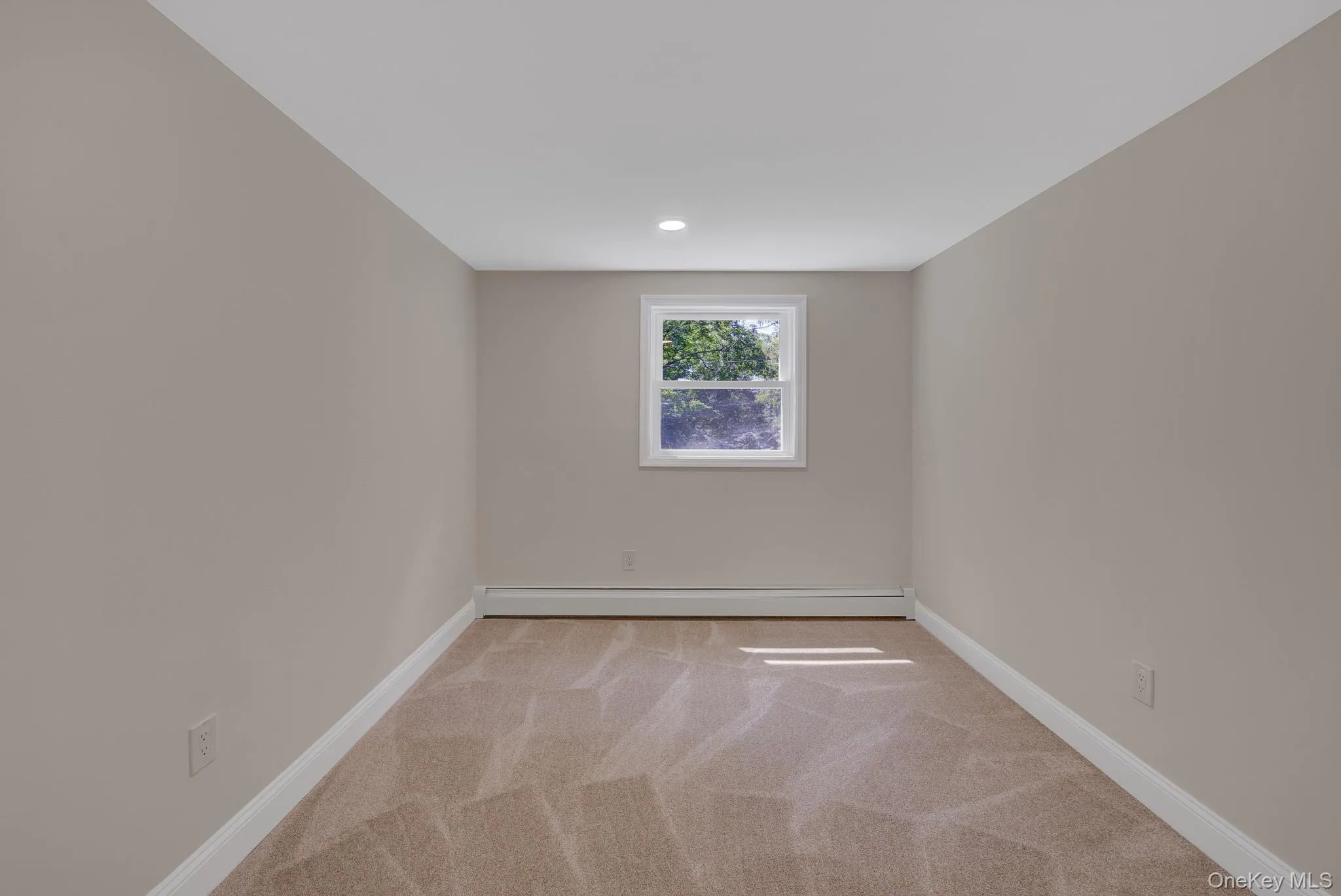 11 Parkwood Road, North Hempstead, NY, 4 Bedrooms Bedrooms, 6 Rooms Rooms,2 BathroomsBathrooms,Residential,For Rent,Parkwood,0,999978 11 Parkwood Road, North Hempstead, NY, 4 Bedrooms Bedrooms, 6 Rooms Rooms,2 BathroomsBathrooms,Residential,For Rent,Parkwood,0,999978