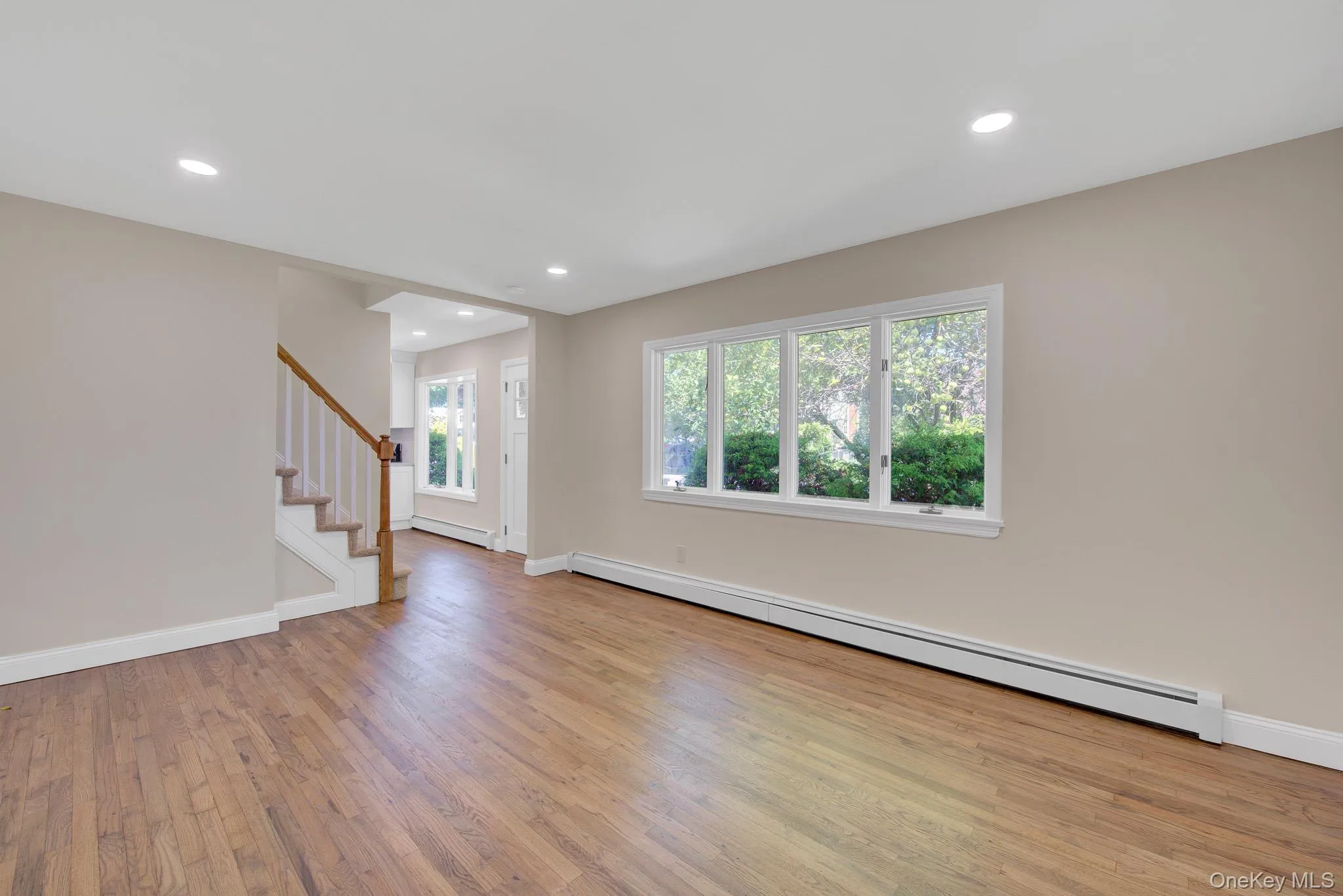 11 Parkwood Road, North Hempstead, NY, 4 Bedrooms Bedrooms, 6 Rooms Rooms,2 BathroomsBathrooms,Residential,For Rent,Parkwood,0,999978 11 Parkwood Road, North Hempstead, NY, 4 Bedrooms Bedrooms, 6 Rooms Rooms,2 BathroomsBathrooms,Residential,For Rent,Parkwood,0,999978
