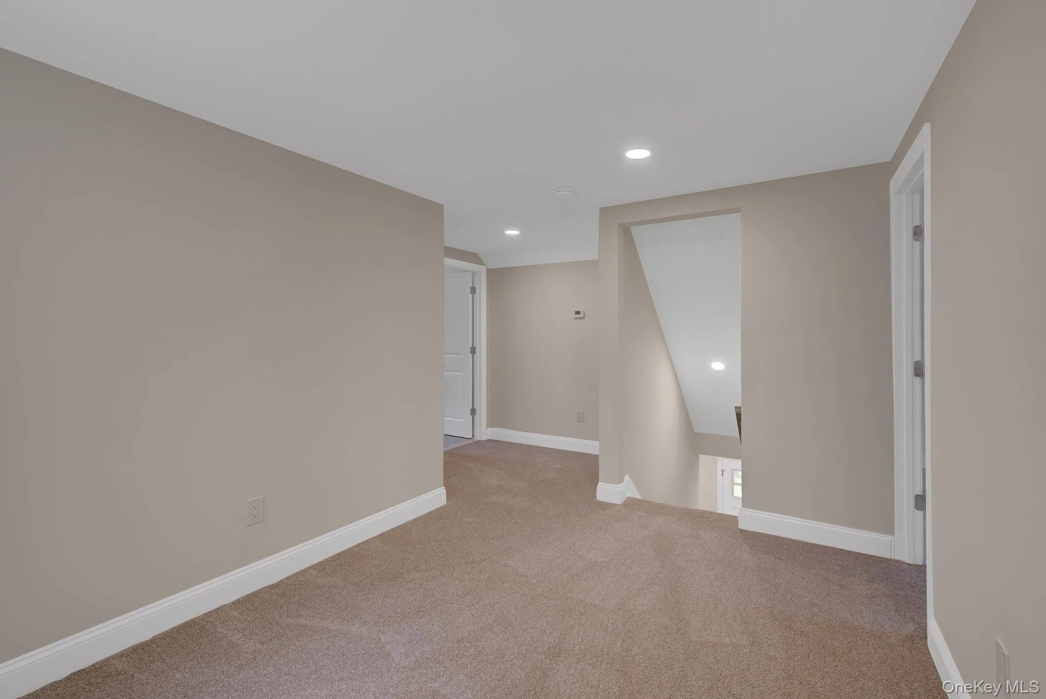 11 Parkwood Road, North Hempstead, NY, 4 Bedrooms Bedrooms, 6 Rooms Rooms,2 BathroomsBathrooms,Residential,For Rent,Parkwood,0,999978 11 Parkwood Road, North Hempstead, NY, 4 Bedrooms Bedrooms, 6 Rooms Rooms,2 BathroomsBathrooms,Residential,For Rent,Parkwood,0,999978