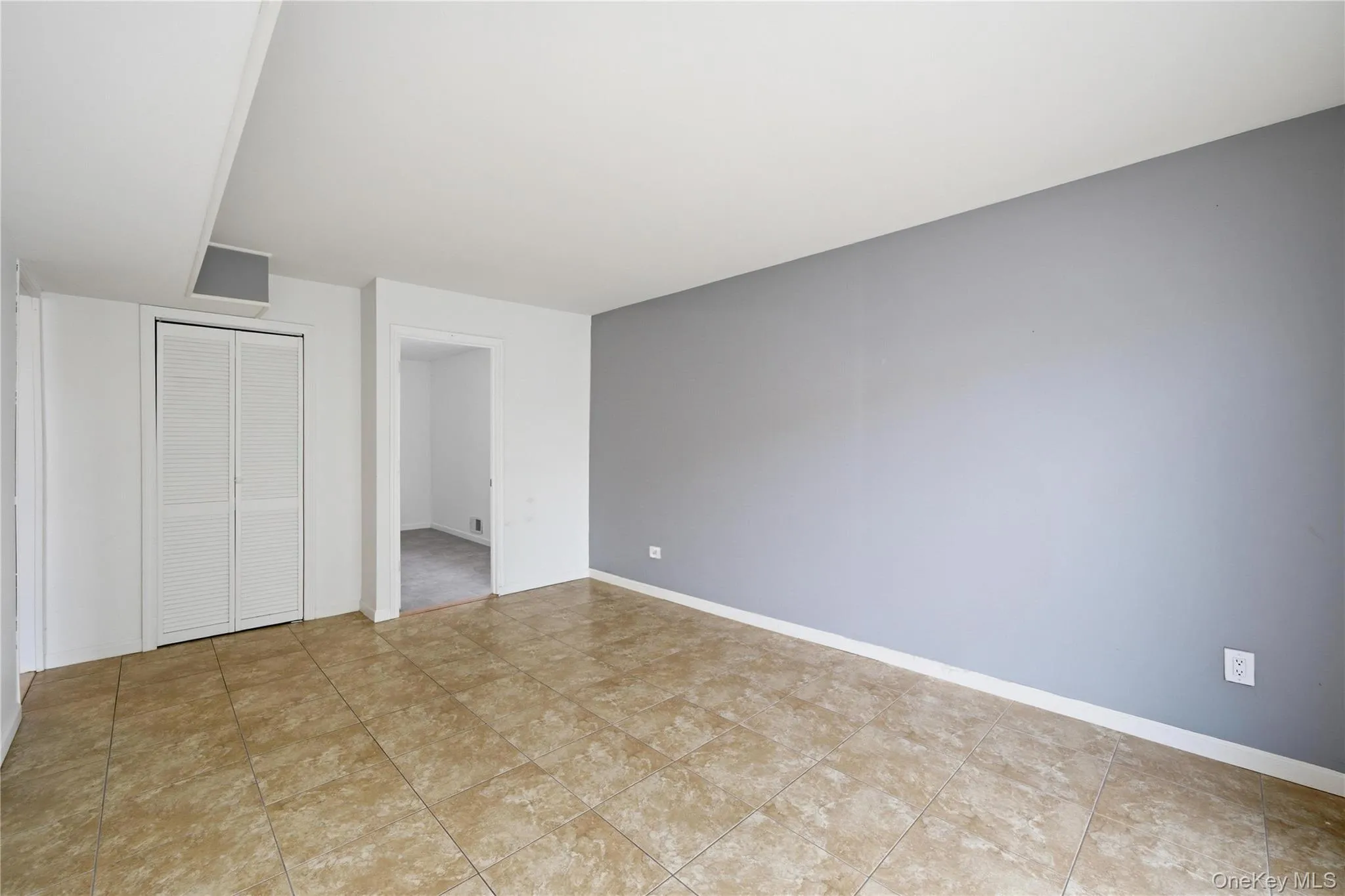 160-19 88th Street, New York, NY, 3 Bedrooms Bedrooms, 8 Rooms Rooms,2 BathroomsBathrooms,Residential Sale,For Rent,88th,0,999979 160-19 88th Street, New York, NY, 3 Bedrooms Bedrooms, 8 Rooms Rooms,2 BathroomsBathrooms,Residential Sale,For Rent,88th,0,999979