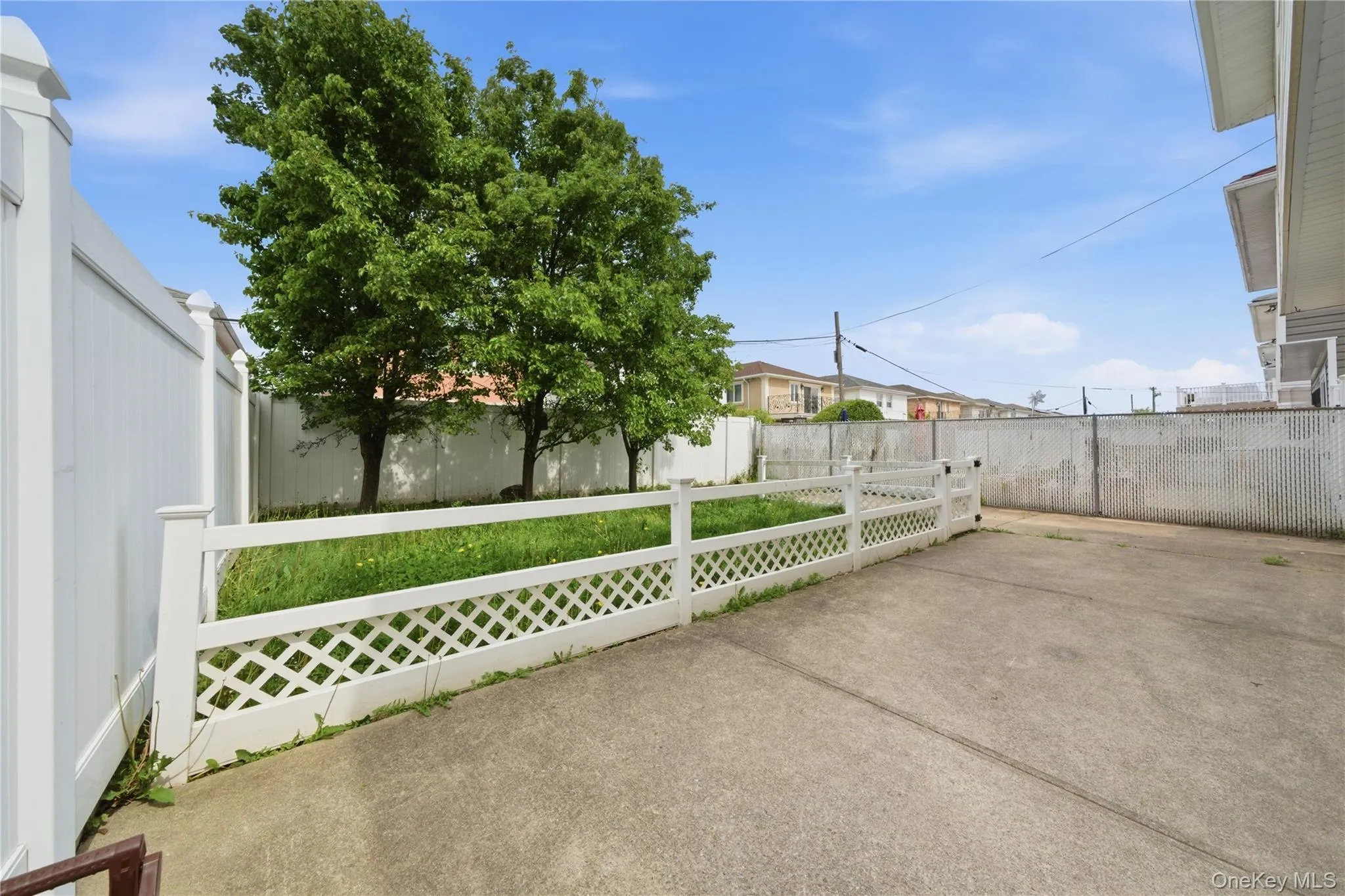 160-19 88th Street, New York, NY, 3 Bedrooms Bedrooms, 8 Rooms Rooms,2 BathroomsBathrooms,Residential Sale,For Rent,88th,0,999979 160-19 88th Street, New York, NY, 3 Bedrooms Bedrooms, 8 Rooms Rooms,2 BathroomsBathrooms,Residential Sale,For Rent,88th,0,999979