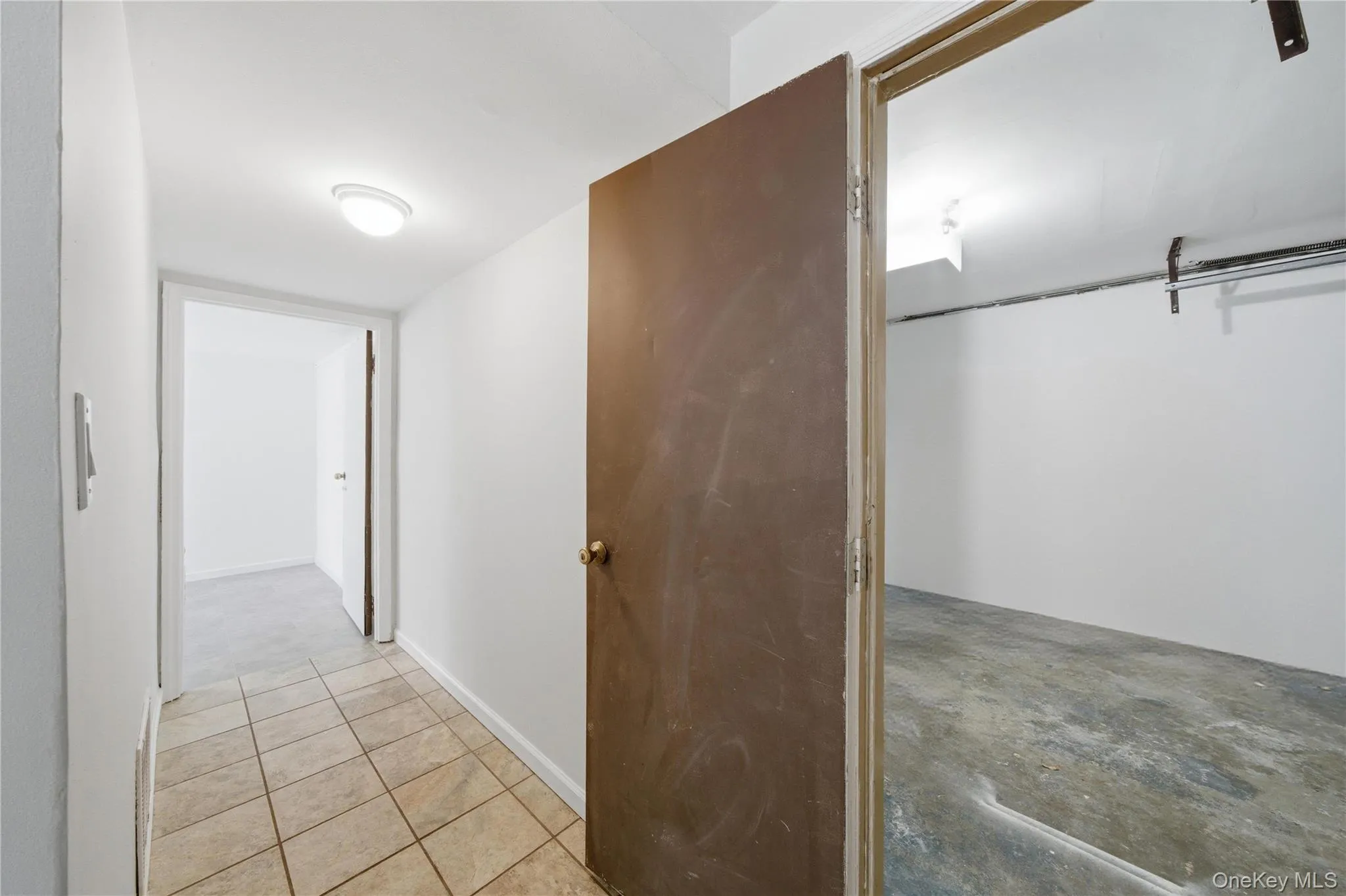 160-19 88th Street, New York, NY, 3 Bedrooms Bedrooms, 8 Rooms Rooms,2 BathroomsBathrooms,Residential Sale,For Rent,88th,0,999979 160-19 88th Street, New York, NY, 3 Bedrooms Bedrooms, 8 Rooms Rooms,2 BathroomsBathrooms,Residential Sale,For Rent,88th,0,999979