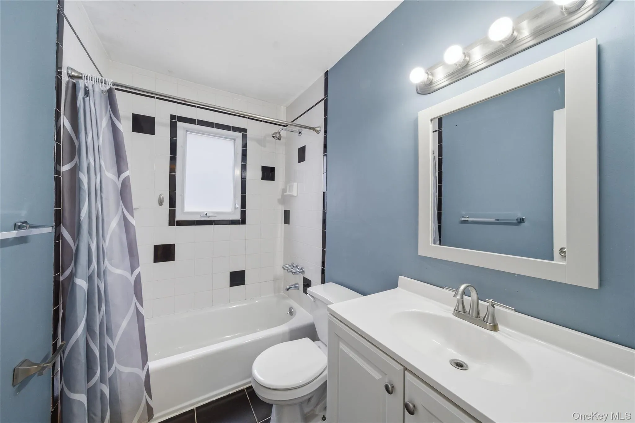 160-19 88th Street, New York, NY, 3 Bedrooms Bedrooms, 8 Rooms Rooms,2 BathroomsBathrooms,Residential Sale,For Rent,88th,0,999979 160-19 88th Street, New York, NY, 3 Bedrooms Bedrooms, 8 Rooms Rooms,2 BathroomsBathrooms,Residential Sale,For Rent,88th,0,999979