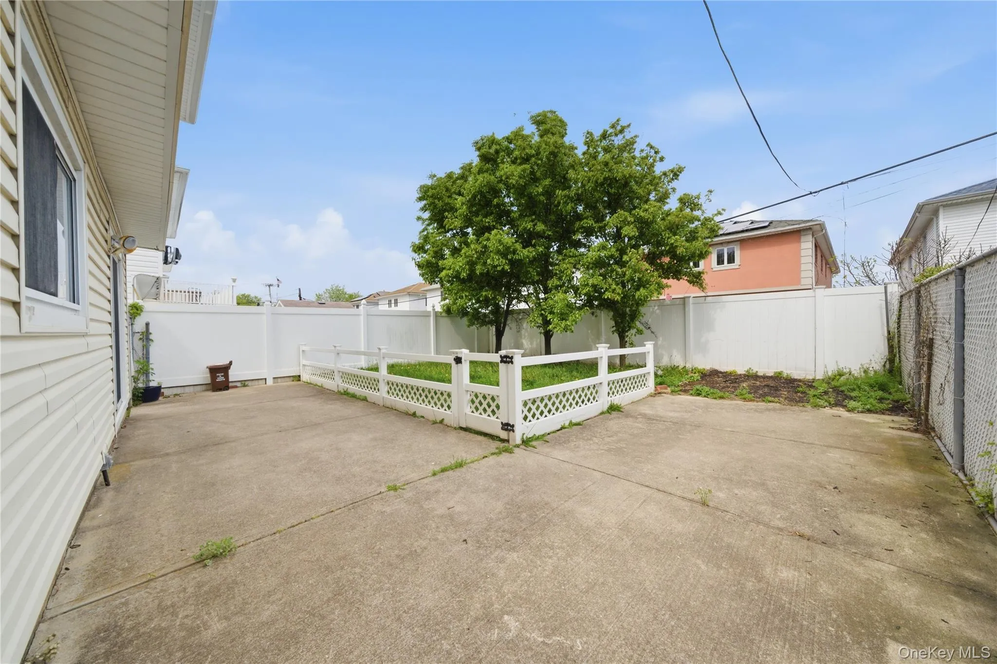 160-19 88th Street, New York, NY, 3 Bedrooms Bedrooms, 8 Rooms Rooms,2 BathroomsBathrooms,Residential Sale,For Rent,88th,0,999979 160-19 88th Street, New York, NY, 3 Bedrooms Bedrooms, 8 Rooms Rooms,2 BathroomsBathrooms,Residential Sale,For Rent,88th,0,999979