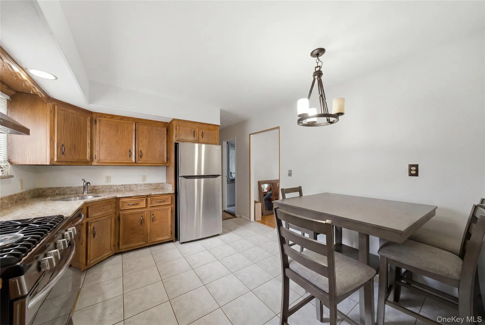 160-19 88th Street, New York, NY, 3 Bedrooms Bedrooms, 8 Rooms Rooms,2 BathroomsBathrooms,Residential Sale,For Rent,88th,0,999979 160-19 88th Street, New York, NY, 3 Bedrooms Bedrooms, 8 Rooms Rooms,2 BathroomsBathrooms,Residential Sale,For Rent,88th,0,999979