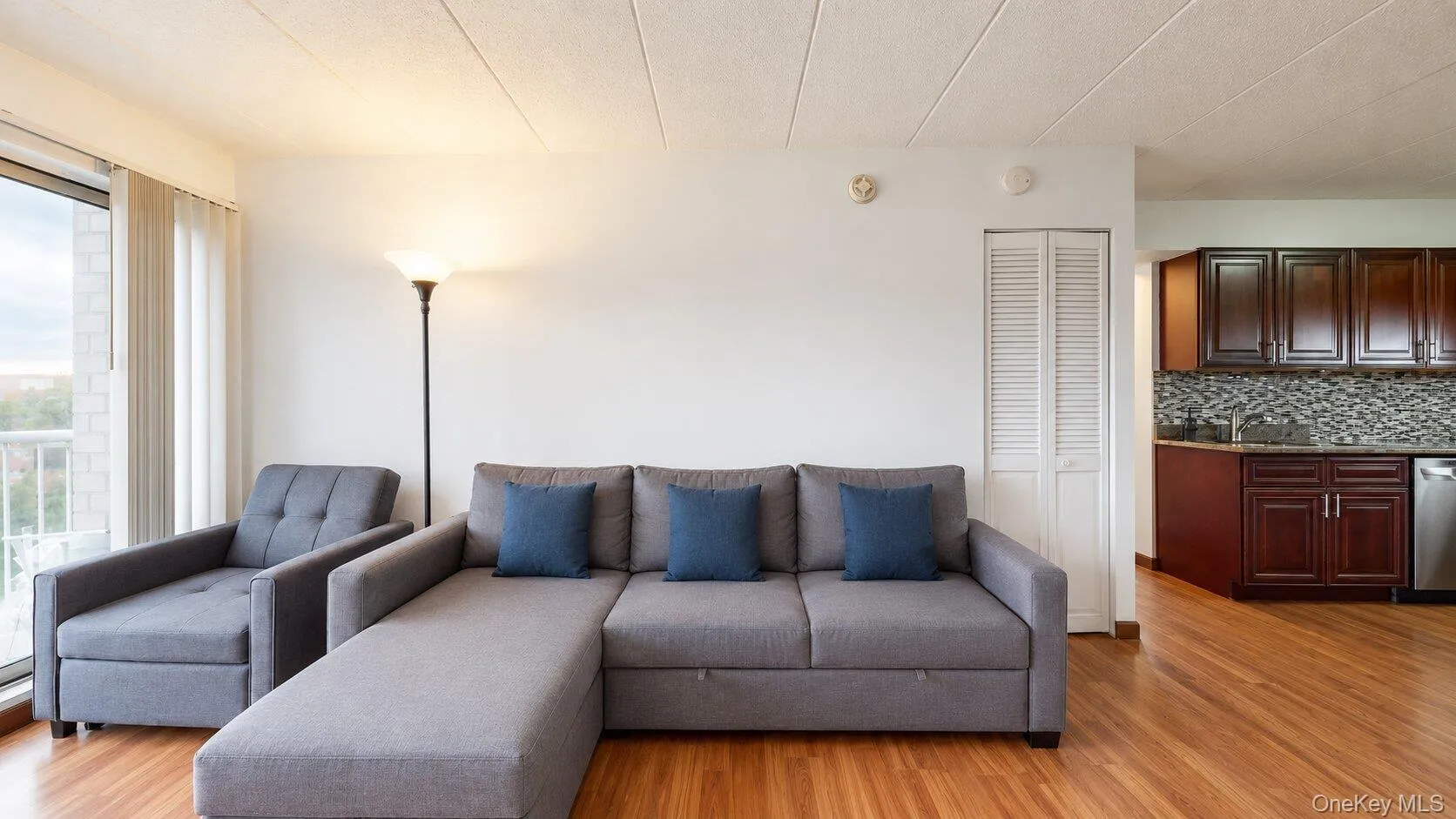 76-01 113th Street, New York, NY, 2 Bedrooms Bedrooms, 5 Rooms Rooms,2 BathroomsBathrooms,Residential,For Rent,113th,0,999980 76-01 113th Street, New York, NY, 2 Bedrooms Bedrooms, 5 Rooms Rooms,2 BathroomsBathrooms,Residential,For Rent,113th,0,999980