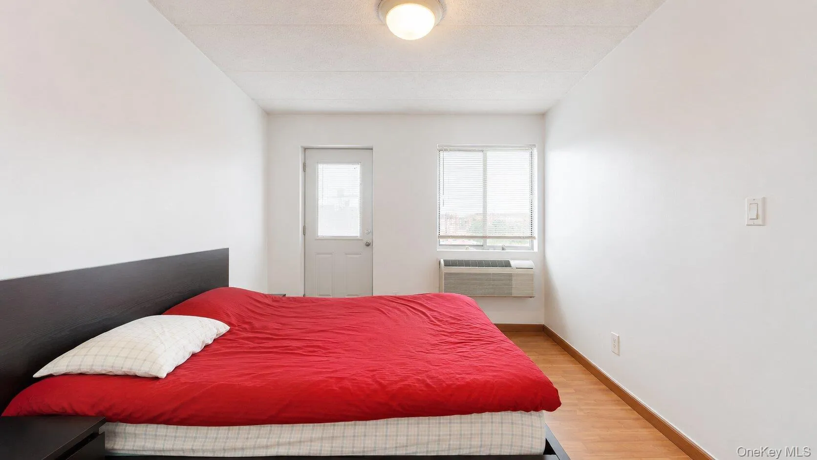 76-01 113th Street, New York, NY, 2 Bedrooms Bedrooms, 5 Rooms Rooms,2 BathroomsBathrooms,Residential,For Rent,113th,0,999980 76-01 113th Street, New York, NY, 2 Bedrooms Bedrooms, 5 Rooms Rooms,2 BathroomsBathrooms,Residential,For Rent,113th,0,999980