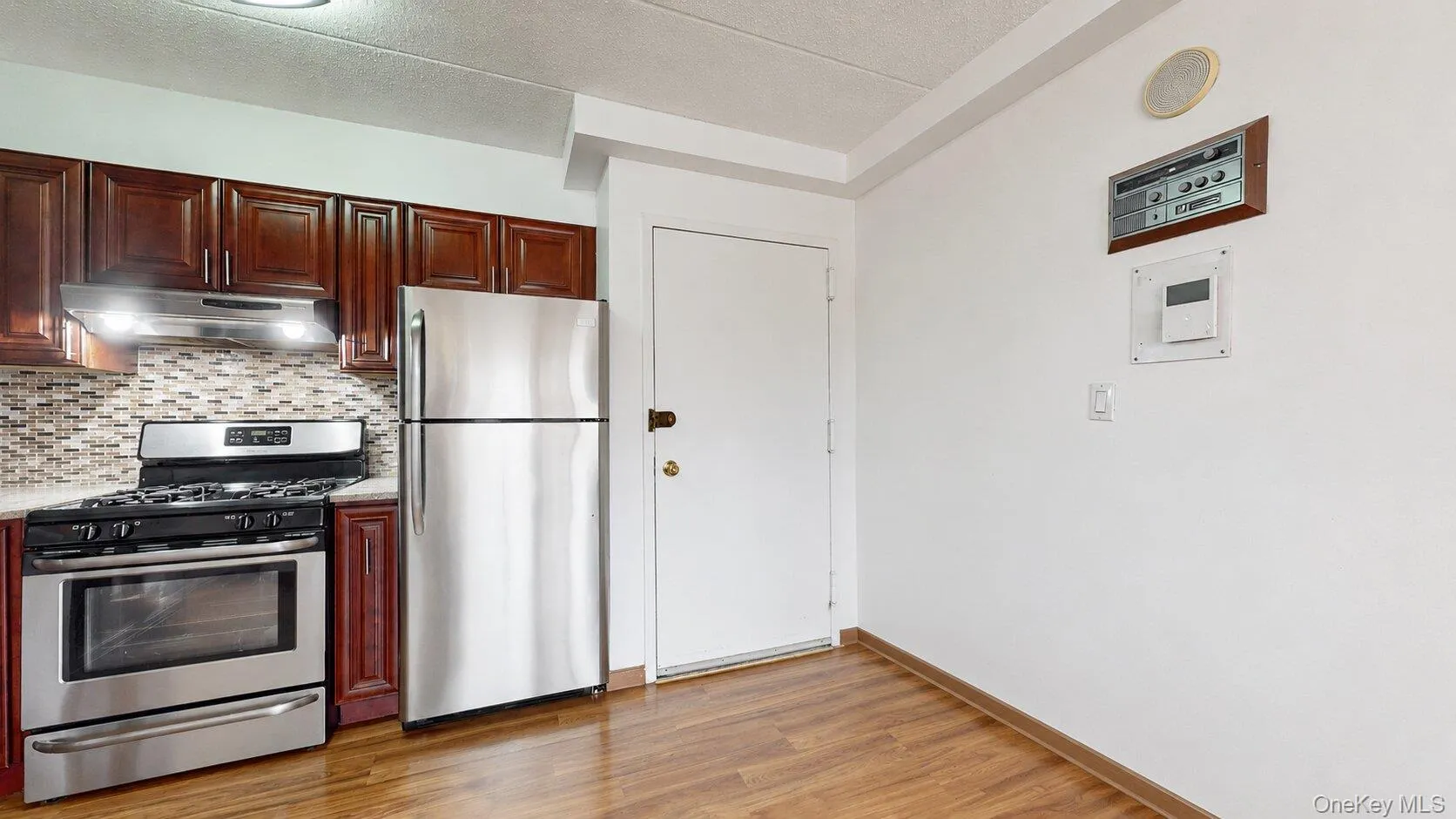 76-01 113th Street, New York, NY, 2 Bedrooms Bedrooms, 5 Rooms Rooms,2 BathroomsBathrooms,Residential,For Rent,113th,0,999980 76-01 113th Street, New York, NY, 2 Bedrooms Bedrooms, 5 Rooms Rooms,2 BathroomsBathrooms,Residential,For Rent,113th,0,999980