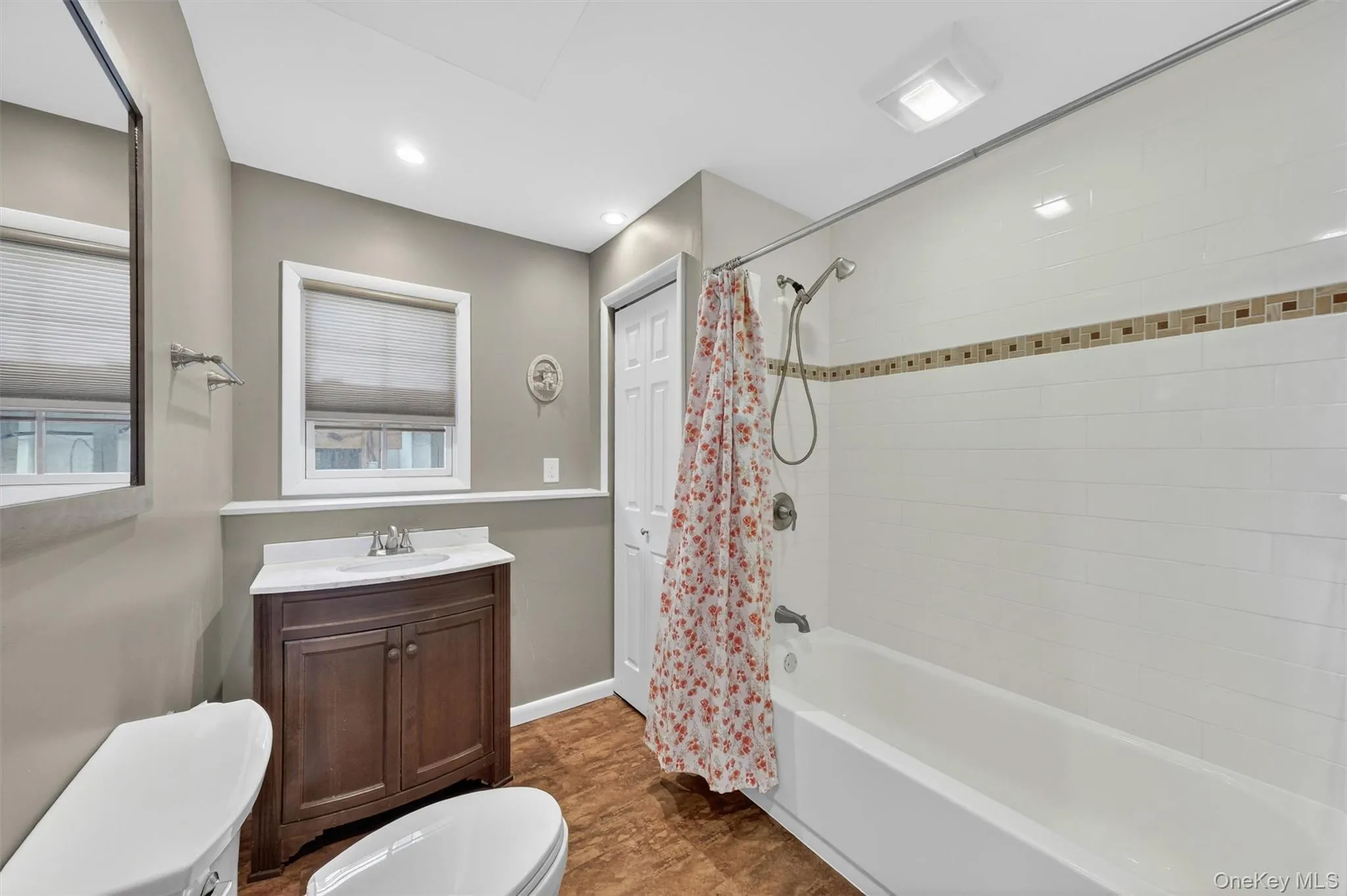 46 Ben Lomond Drive, Middletown, NY, 4 Bedrooms Bedrooms, 8 Rooms Rooms,2 BathroomsBathrooms,Residential,For Rent,Ben Lomond,0,999983 46 Ben Lomond Drive, Middletown, NY, 4 Bedrooms Bedrooms, 8 Rooms Rooms,2 BathroomsBathrooms,Residential,For Rent,Ben Lomond,0,999983