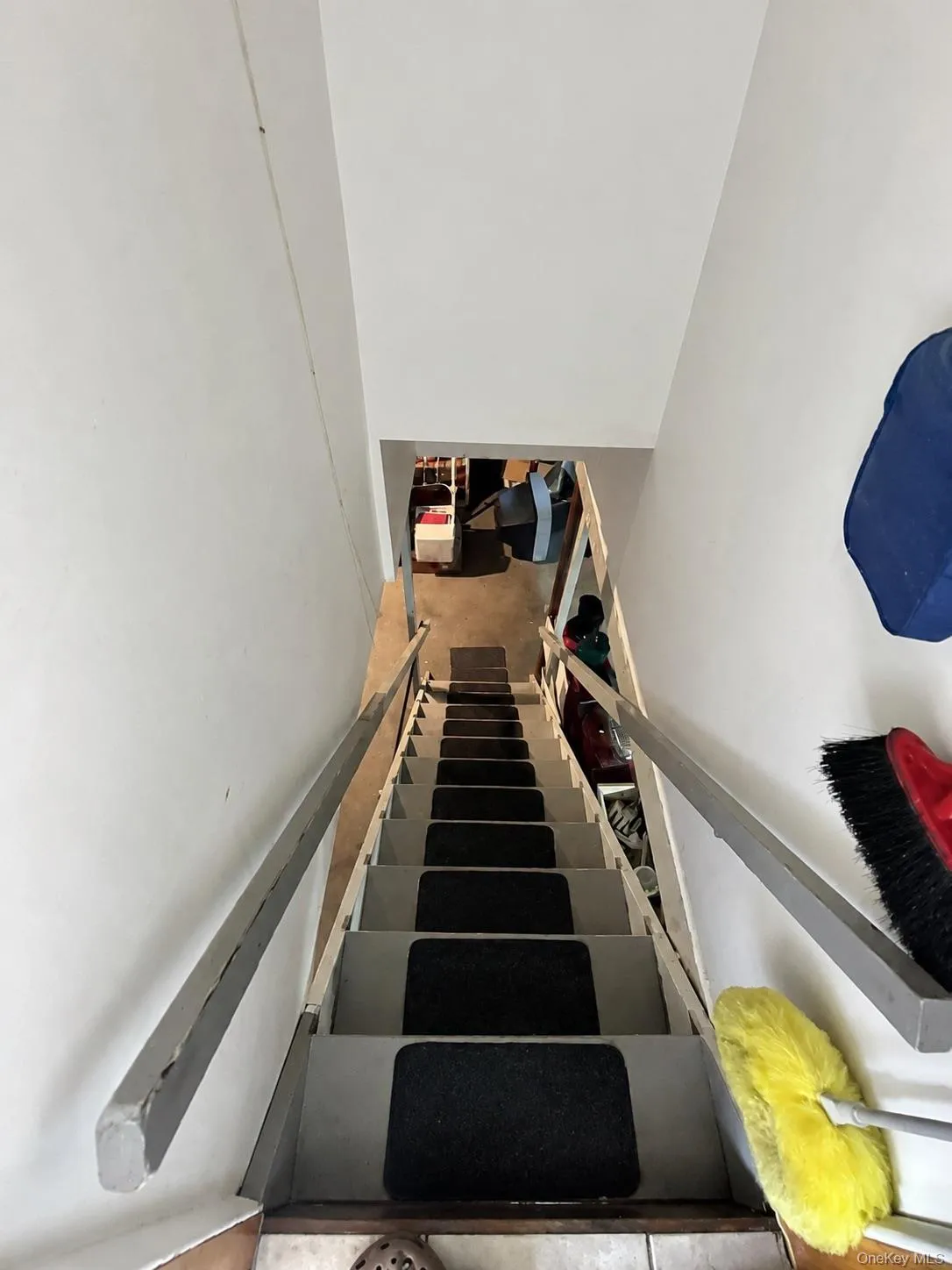 43 Morris Avenue, Brookhaven, NY, 3 Bedrooms Bedrooms, 6 Rooms Rooms,1 BathroomBathrooms,Residential Sale,For Rent,Morris,0,999985 43 Morris Avenue, Brookhaven, NY, 3 Bedrooms Bedrooms, 6 Rooms Rooms,1 BathroomBathrooms,Residential Sale,For Rent,Morris,0,999985