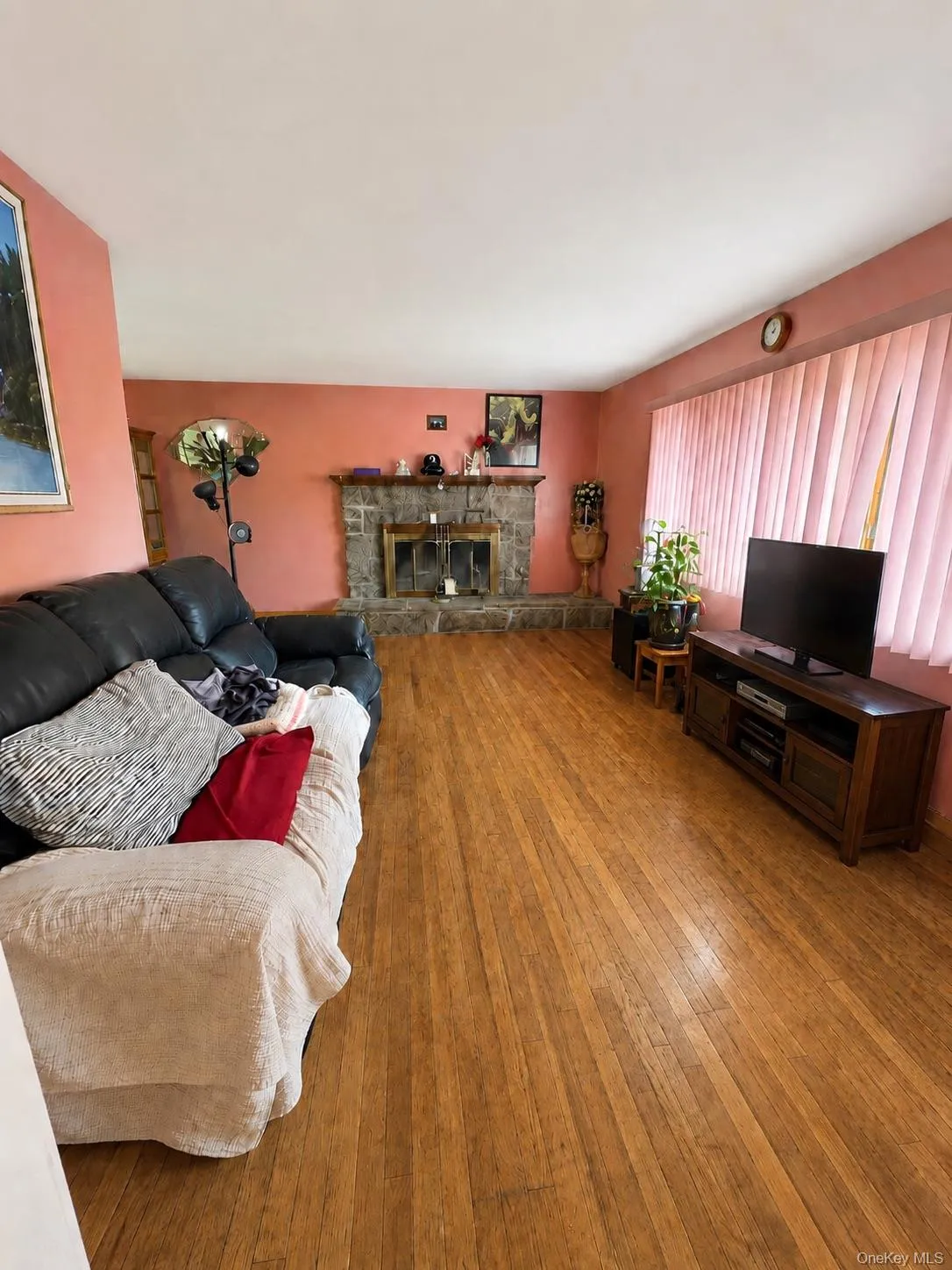 43 Morris Avenue, Brookhaven, NY, 3 Bedrooms Bedrooms, 6 Rooms Rooms,1 BathroomBathrooms,Residential Sale,For Rent,Morris,0,999985 43 Morris Avenue, Brookhaven, NY, 3 Bedrooms Bedrooms, 6 Rooms Rooms,1 BathroomBathrooms,Residential Sale,For Rent,Morris,0,999985