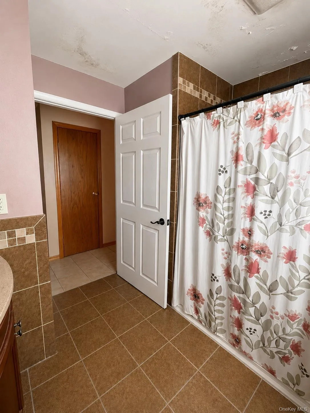 43 Morris Avenue, Brookhaven, NY, 3 Bedrooms Bedrooms, 6 Rooms Rooms,1 BathroomBathrooms,Residential Sale,For Rent,Morris,0,999985 43 Morris Avenue, Brookhaven, NY, 3 Bedrooms Bedrooms, 6 Rooms Rooms,1 BathroomBathrooms,Residential Sale,For Rent,Morris,0,999985