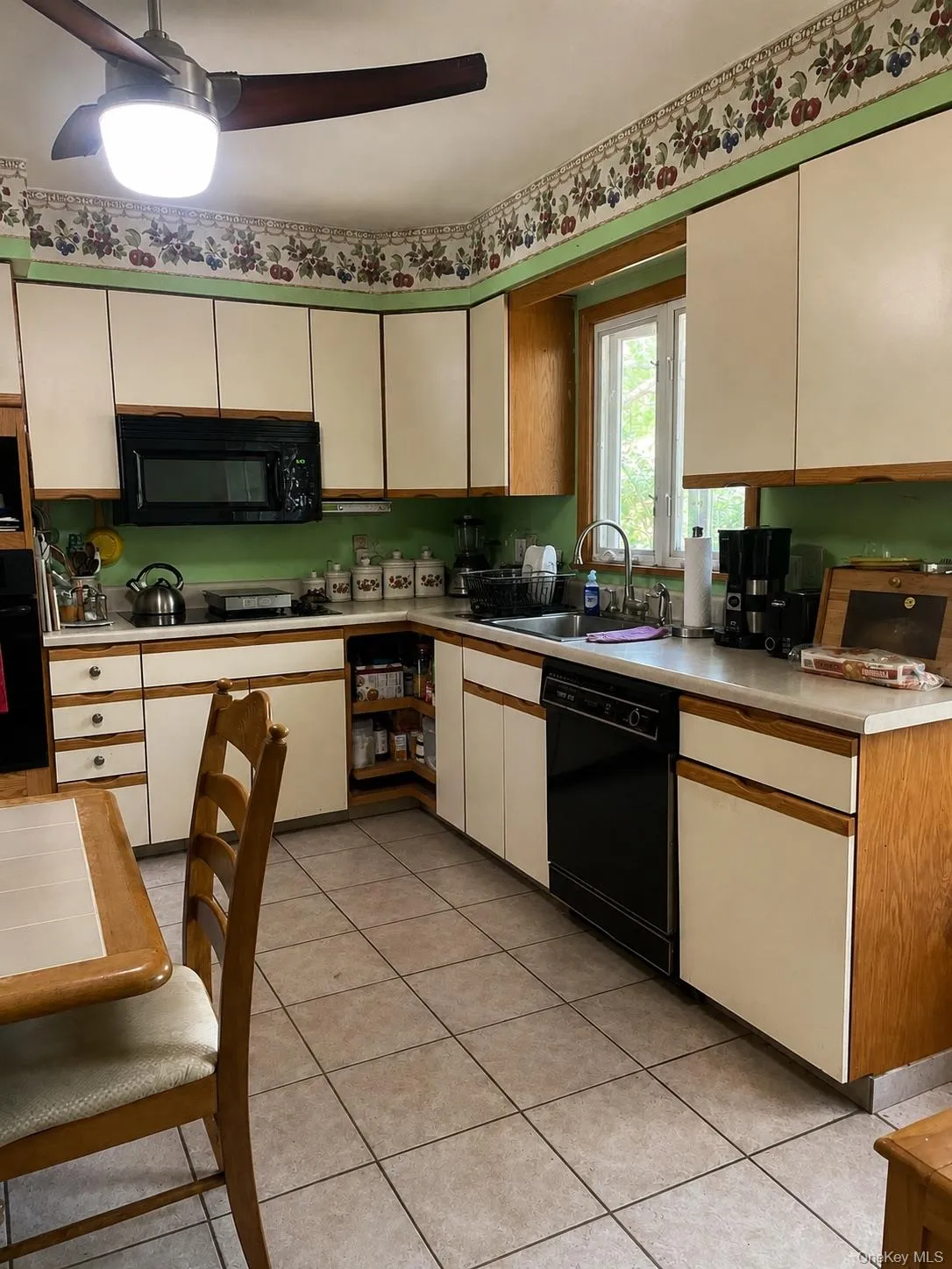 43 Morris Avenue, Brookhaven, NY, 3 Bedrooms Bedrooms, 6 Rooms Rooms,1 BathroomBathrooms,Residential Sale,For Rent,Morris,0,999985 43 Morris Avenue, Brookhaven, NY, 3 Bedrooms Bedrooms, 6 Rooms Rooms,1 BathroomBathrooms,Residential Sale,For Rent,Morris,0,999985