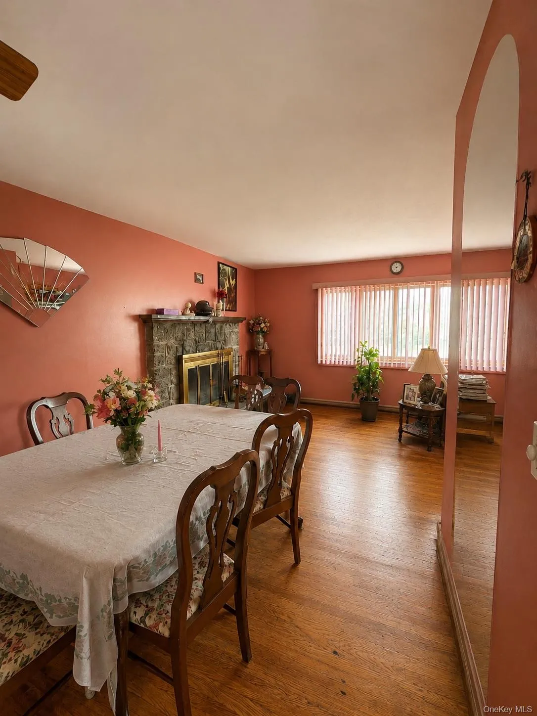 43 Morris Avenue, Brookhaven, NY, 3 Bedrooms Bedrooms, 6 Rooms Rooms,1 BathroomBathrooms,Residential Sale,For Rent,Morris,0,999985 43 Morris Avenue, Brookhaven, NY, 3 Bedrooms Bedrooms, 6 Rooms Rooms,1 BathroomBathrooms,Residential Sale,For Rent,Morris,0,999985