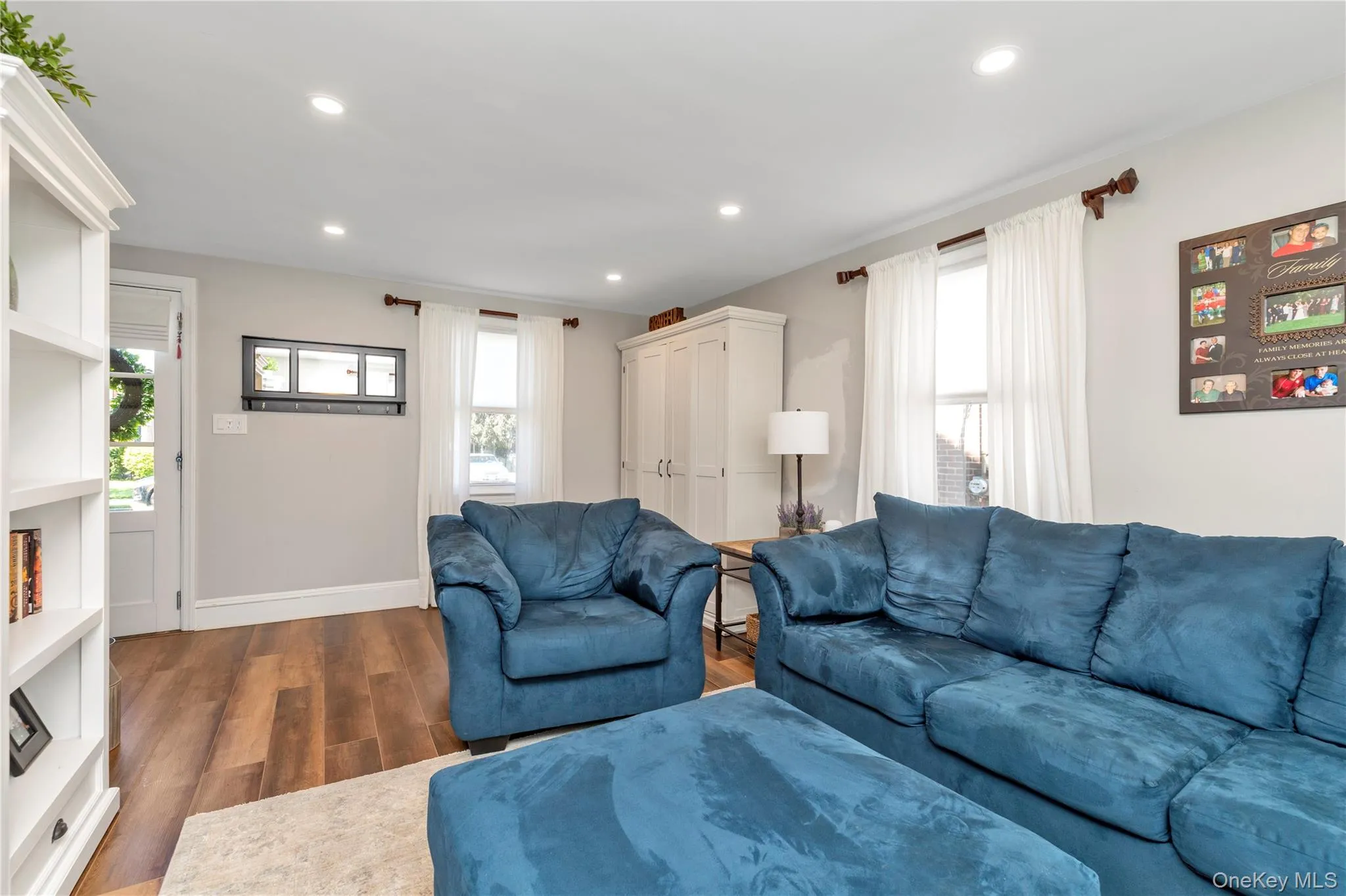 324 Beebe Road, North Hempstead, NY, 3 Bedrooms Bedrooms, 7 Rooms Rooms,2 BathroomsBathrooms,Residential Lease,For Rent,Beebe,0,999989 324 Beebe Road, North Hempstead, NY, 3 Bedrooms Bedrooms, 7 Rooms Rooms,2 BathroomsBathrooms,Residential Lease,For Rent,Beebe,0,999989
