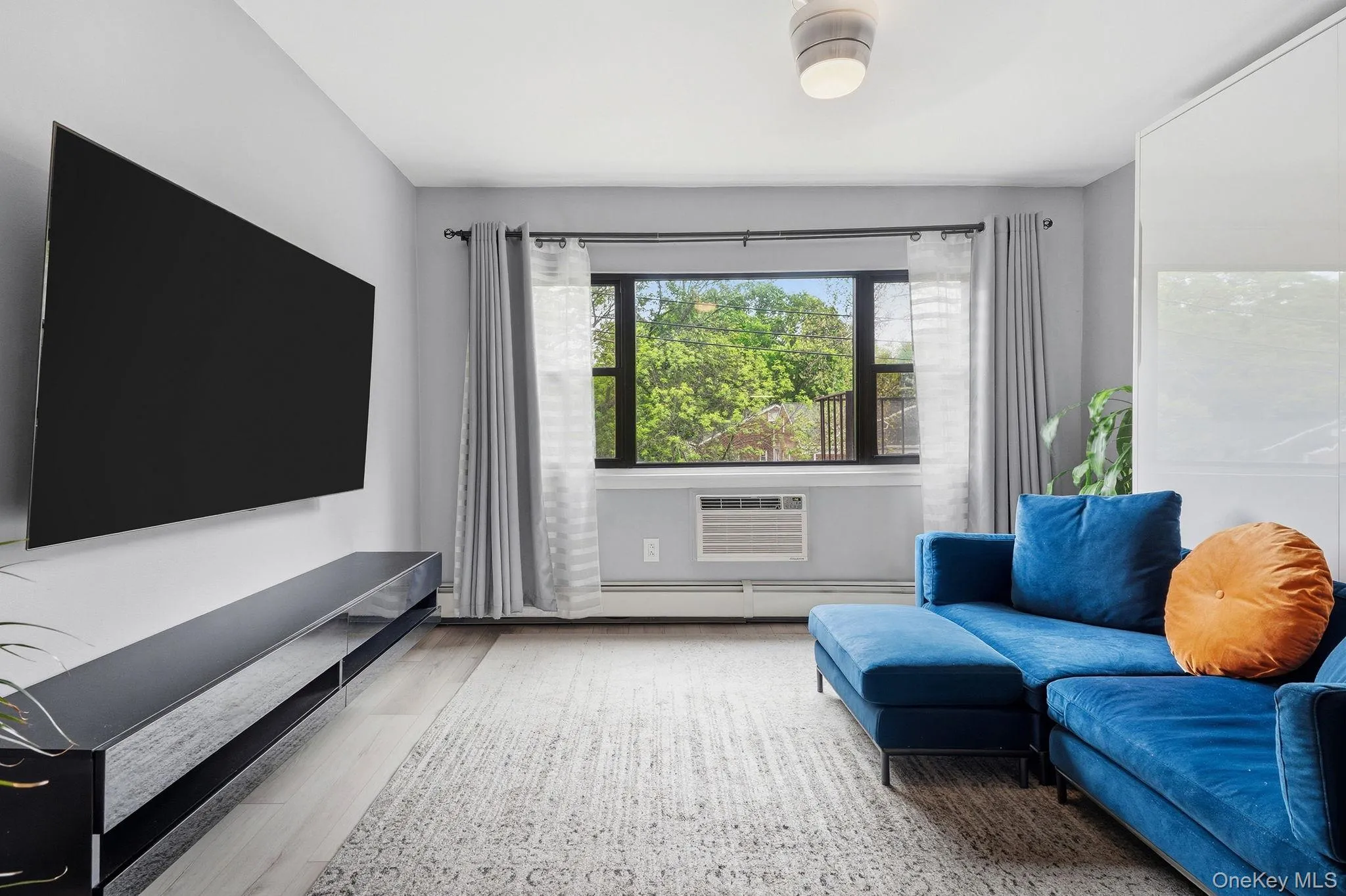 2261 Palmer Avenue, New Rochelle, NY, 2 Rooms Rooms,1 BathroomBathrooms,Residential,For Rent,Palmer,0,999990 2261 Palmer Avenue, New Rochelle, NY, 2 Rooms Rooms,1 BathroomBathrooms,Residential,For Rent,Palmer,0,999990