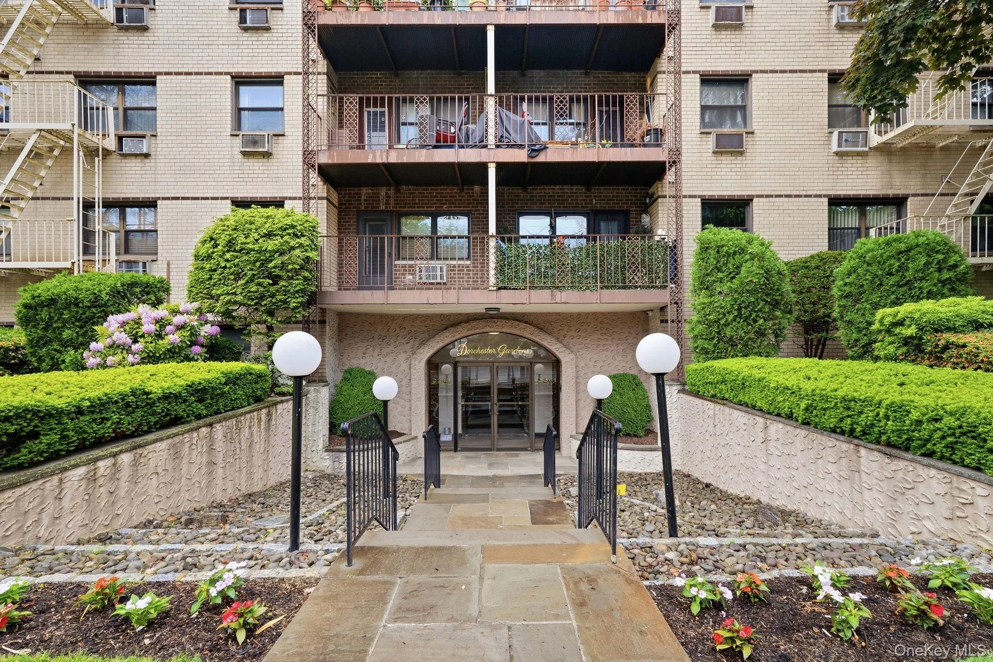 2261 Palmer Avenue, New Rochelle, NY, 2 Rooms Rooms,1 BathroomBathrooms,Residential,For Rent,Palmer,0,999990 2261 Palmer Avenue, New Rochelle, NY, 2 Rooms Rooms,1 BathroomBathrooms,Residential,For Rent,Palmer,0,999990