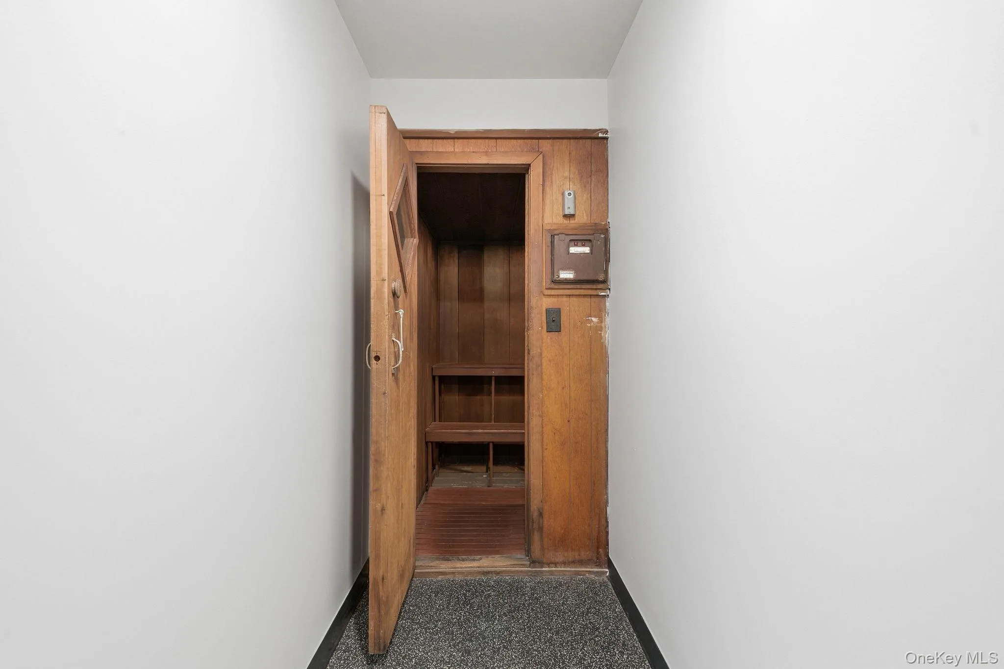 2261 Palmer Avenue, New Rochelle, NY, 2 Rooms Rooms,1 BathroomBathrooms,Residential,For Rent,Palmer,0,999990 2261 Palmer Avenue, New Rochelle, NY, 2 Rooms Rooms,1 BathroomBathrooms,Residential,For Rent,Palmer,0,999990