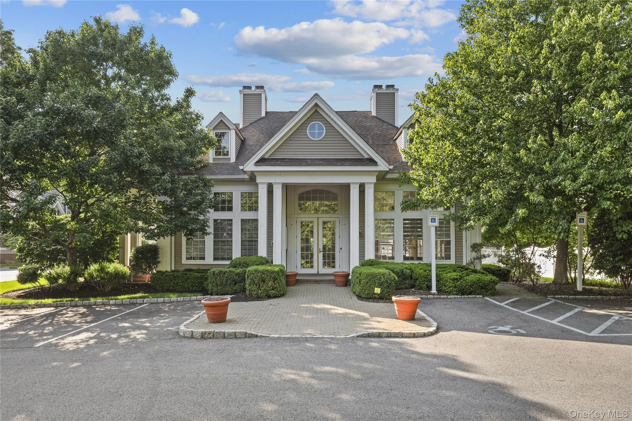 Valimar Clubhouse Valimar Clubhouse