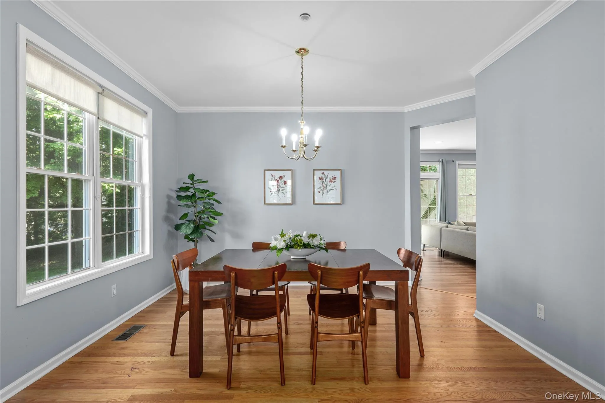 Spacious dining room blends easily into family room Spacious dining room blends easily into family room