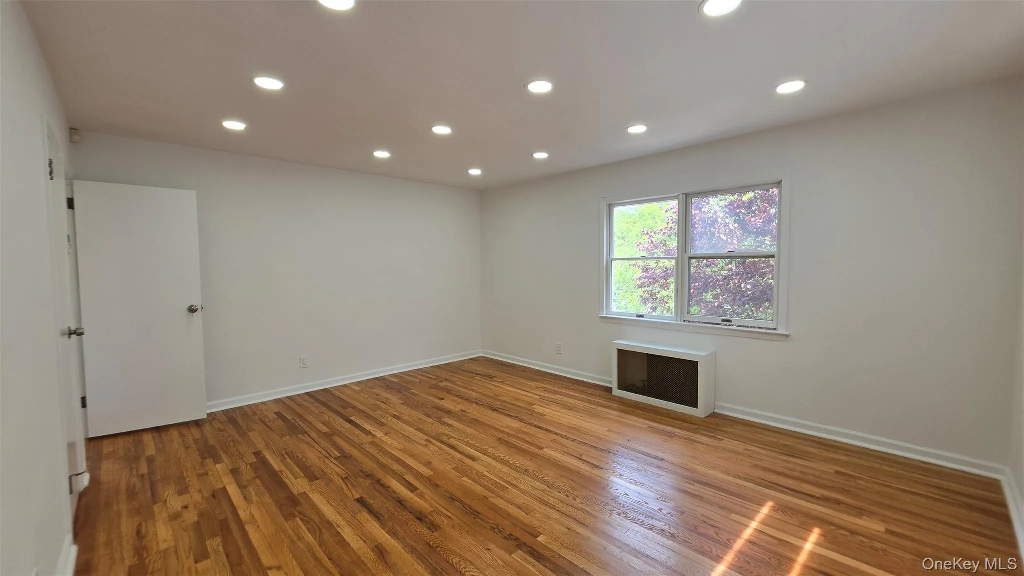 21829 85th Avenue, New York, NY, 3 Bedrooms Bedrooms, 6 Rooms Rooms,2 BathroomsBathrooms,Residential Lease,For Rent,85th,0,000007 21829 85th Avenue, New York, NY, 3 Bedrooms Bedrooms, 6 Rooms Rooms,2 BathroomsBathrooms,Residential Lease,For Rent,85th,0,000007