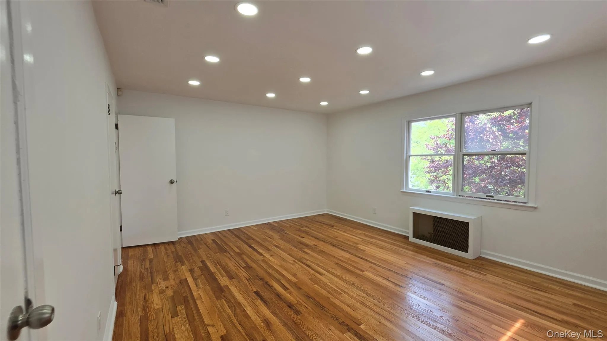 21829 85th Avenue, New York, NY, 3 Bedrooms Bedrooms, 6 Rooms Rooms,2 BathroomsBathrooms,Residential Lease,For Rent,85th,0,000007 21829 85th Avenue, New York, NY, 3 Bedrooms Bedrooms, 6 Rooms Rooms,2 BathroomsBathrooms,Residential Lease,For Rent,85th,0,000007