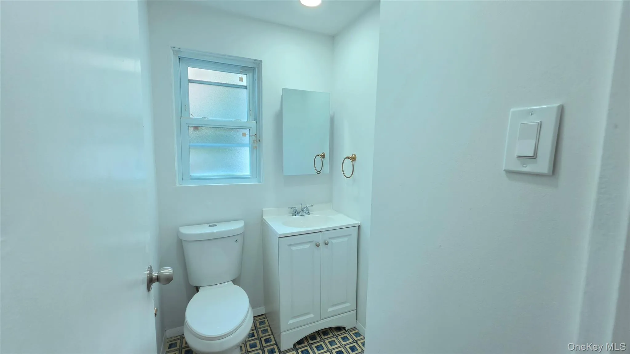 21829 85th Avenue, New York, NY, 3 Bedrooms Bedrooms, 6 Rooms Rooms,2 BathroomsBathrooms,Residential Lease,For Rent,85th,0,000007 21829 85th Avenue, New York, NY, 3 Bedrooms Bedrooms, 6 Rooms Rooms,2 BathroomsBathrooms,Residential Lease,For Rent,85th,0,000007