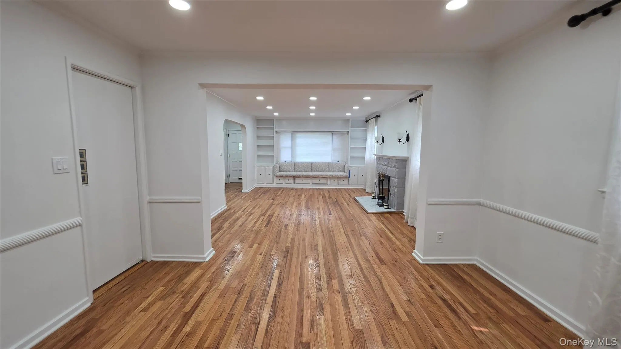 21829 85th Avenue, New York, NY, 3 Bedrooms Bedrooms, 6 Rooms Rooms,2 BathroomsBathrooms,Residential Lease,For Rent,85th,0,000007 21829 85th Avenue, New York, NY, 3 Bedrooms Bedrooms, 6 Rooms Rooms,2 BathroomsBathrooms,Residential Lease,For Rent,85th,0,000007