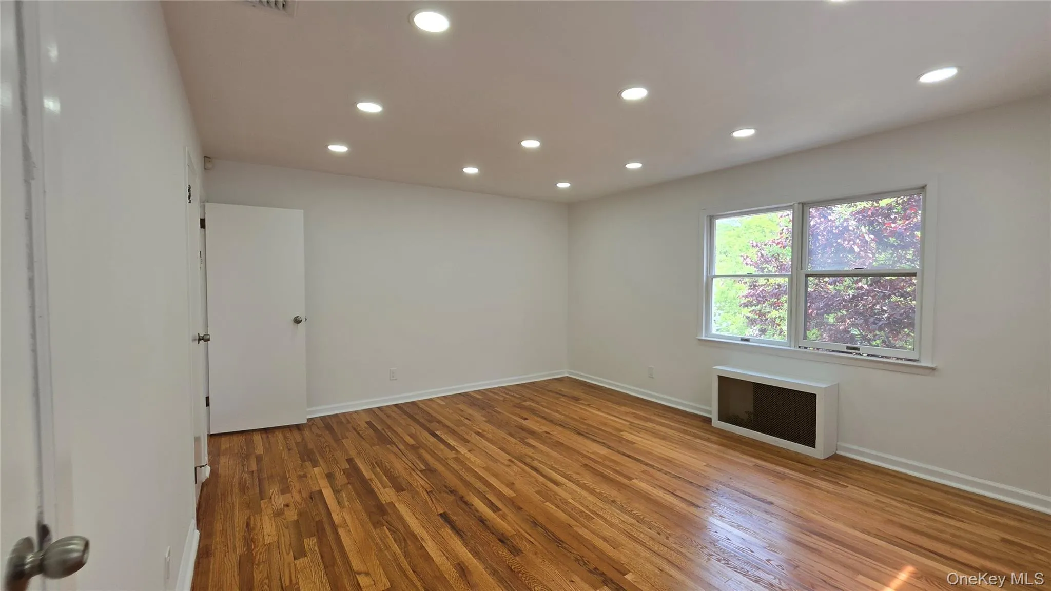 21829 85th Avenue, New York, NY, 3 Bedrooms Bedrooms, 6 Rooms Rooms,2 BathroomsBathrooms,Residential Lease,For Rent,85th,0,000007 21829 85th Avenue, New York, NY, 3 Bedrooms Bedrooms, 6 Rooms Rooms,2 BathroomsBathrooms,Residential Lease,For Rent,85th,0,000007